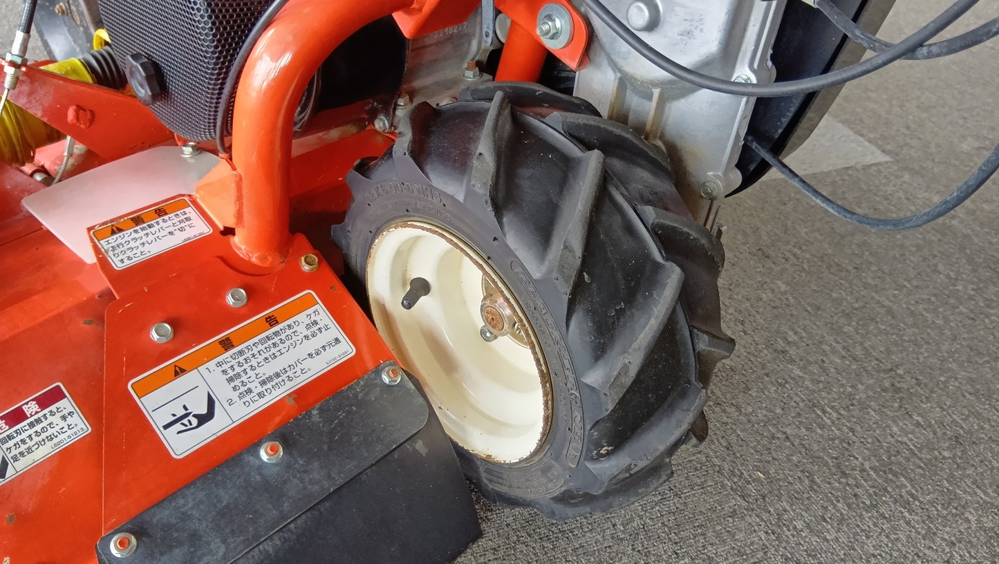 クボタ　中古　畦畔草刈機　GC605R　【岩手店613】