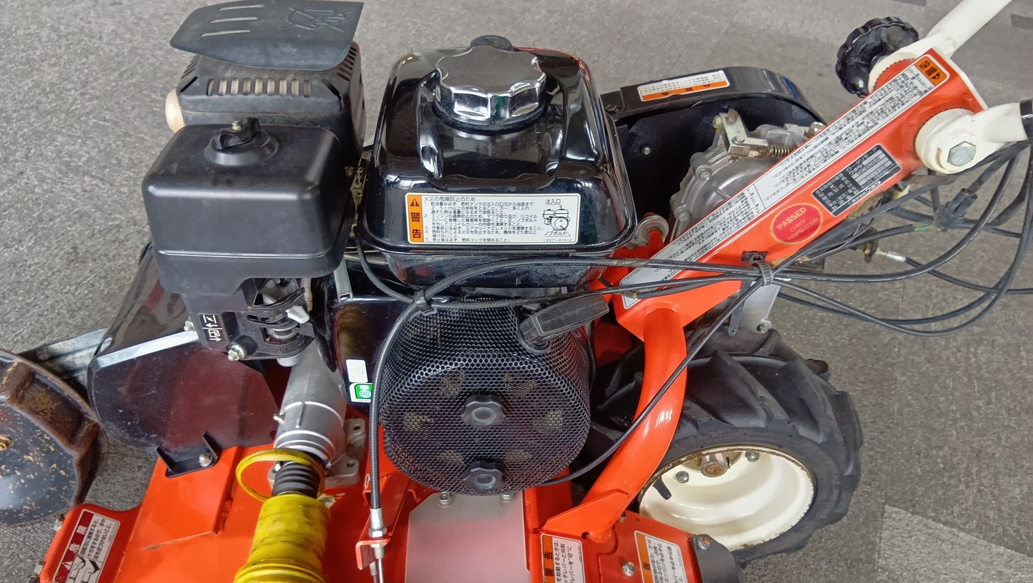 クボタ　中古　畦畔草刈機　GC605R　【岩手店613】