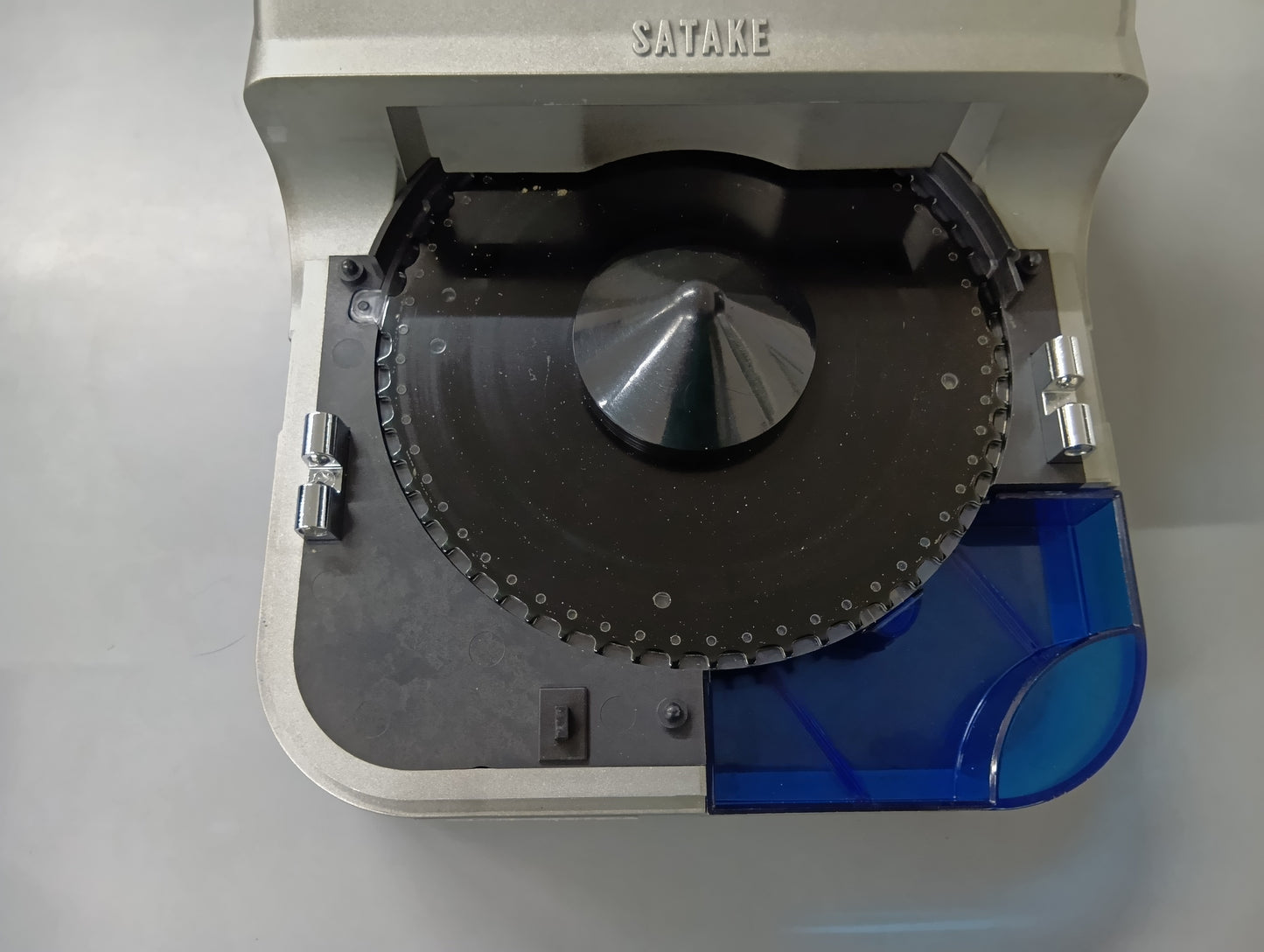 サタケ　中古　穀粒判別器　RGQI10A(1)　【岩手店549】