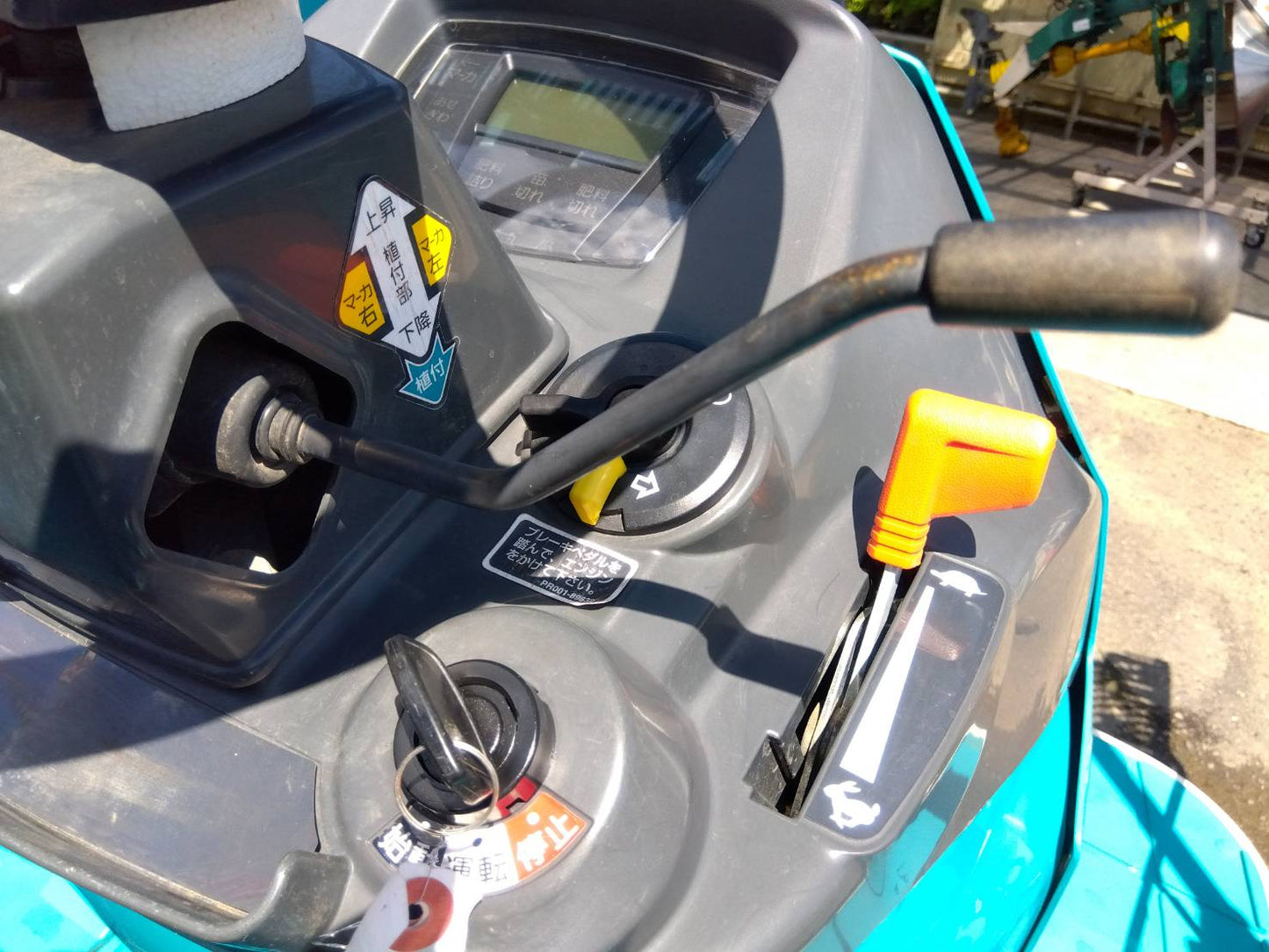 クボタ　中古　田植機　６条　ZP65