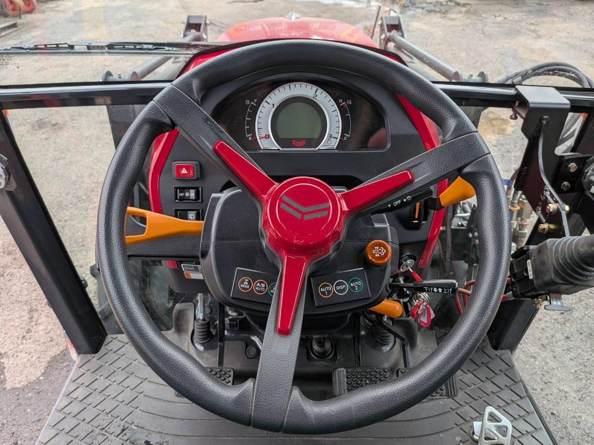 ヤンマー　中古　トラクター　33馬力　フロントローダー　517ｈ　YT333J