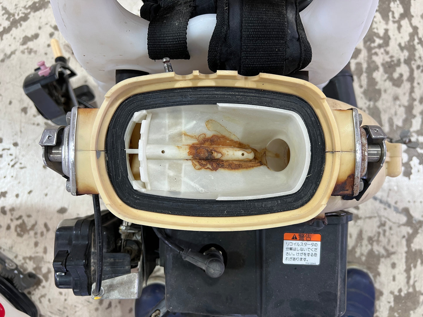 丸山　中古動力散布機　MDJ6000GT-26