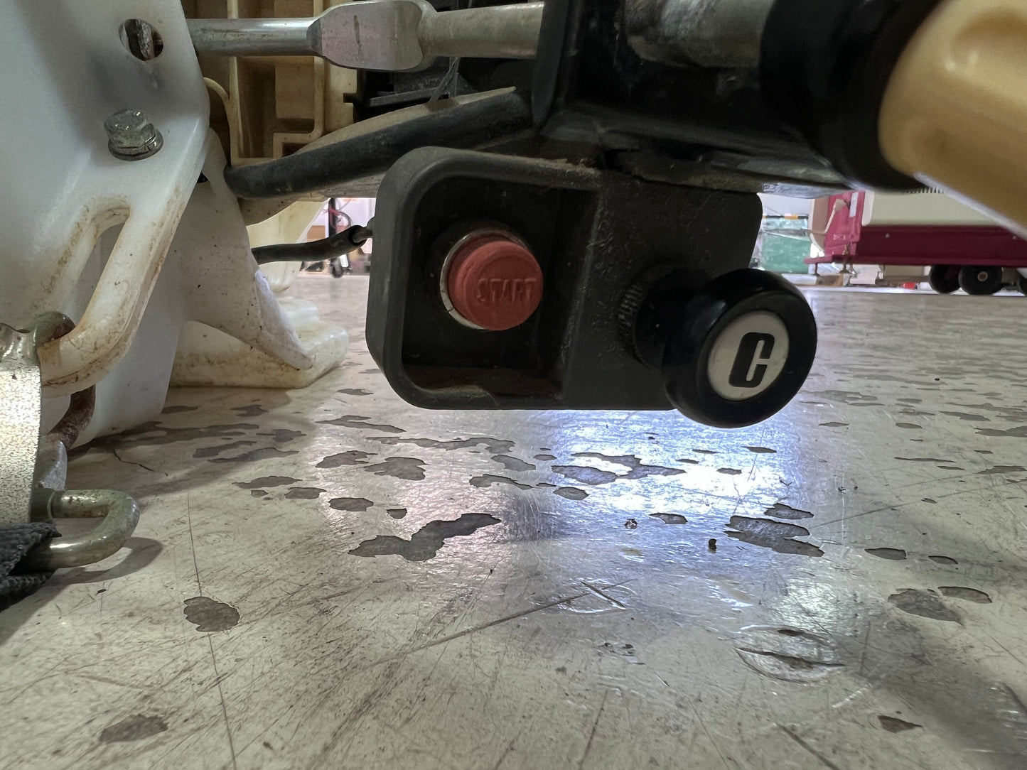 丸山　中古動力散布機　MDJ6000GT-26