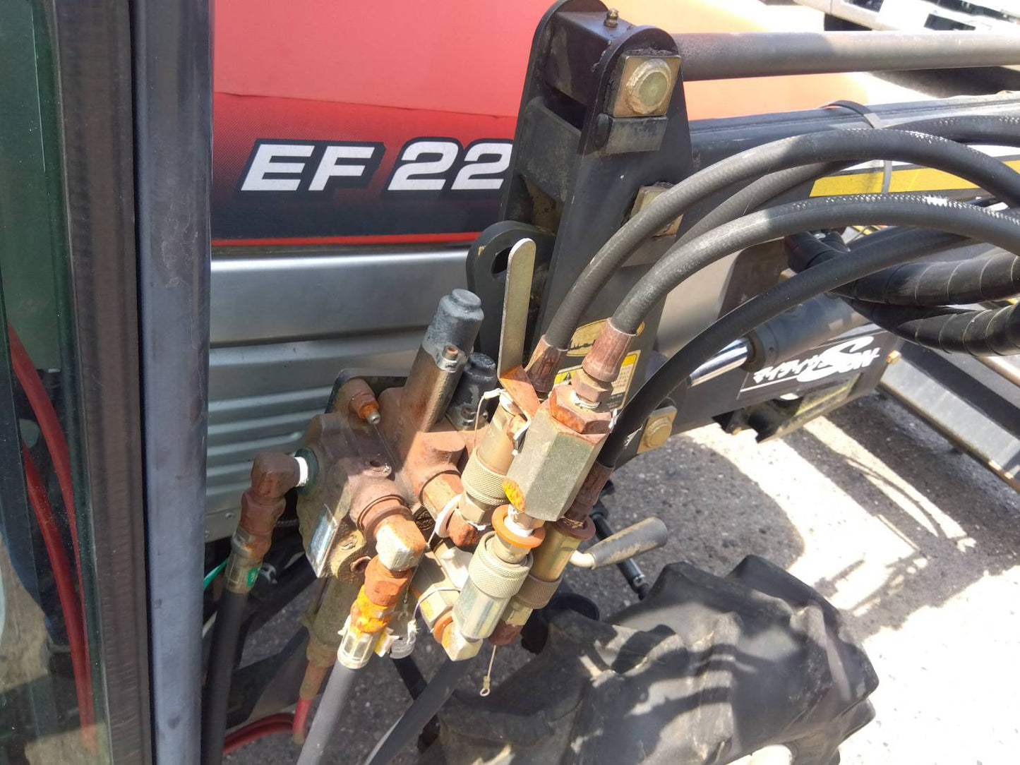 ヤンマー　中古　トラクター　28馬力　フロントローダー　EF228　