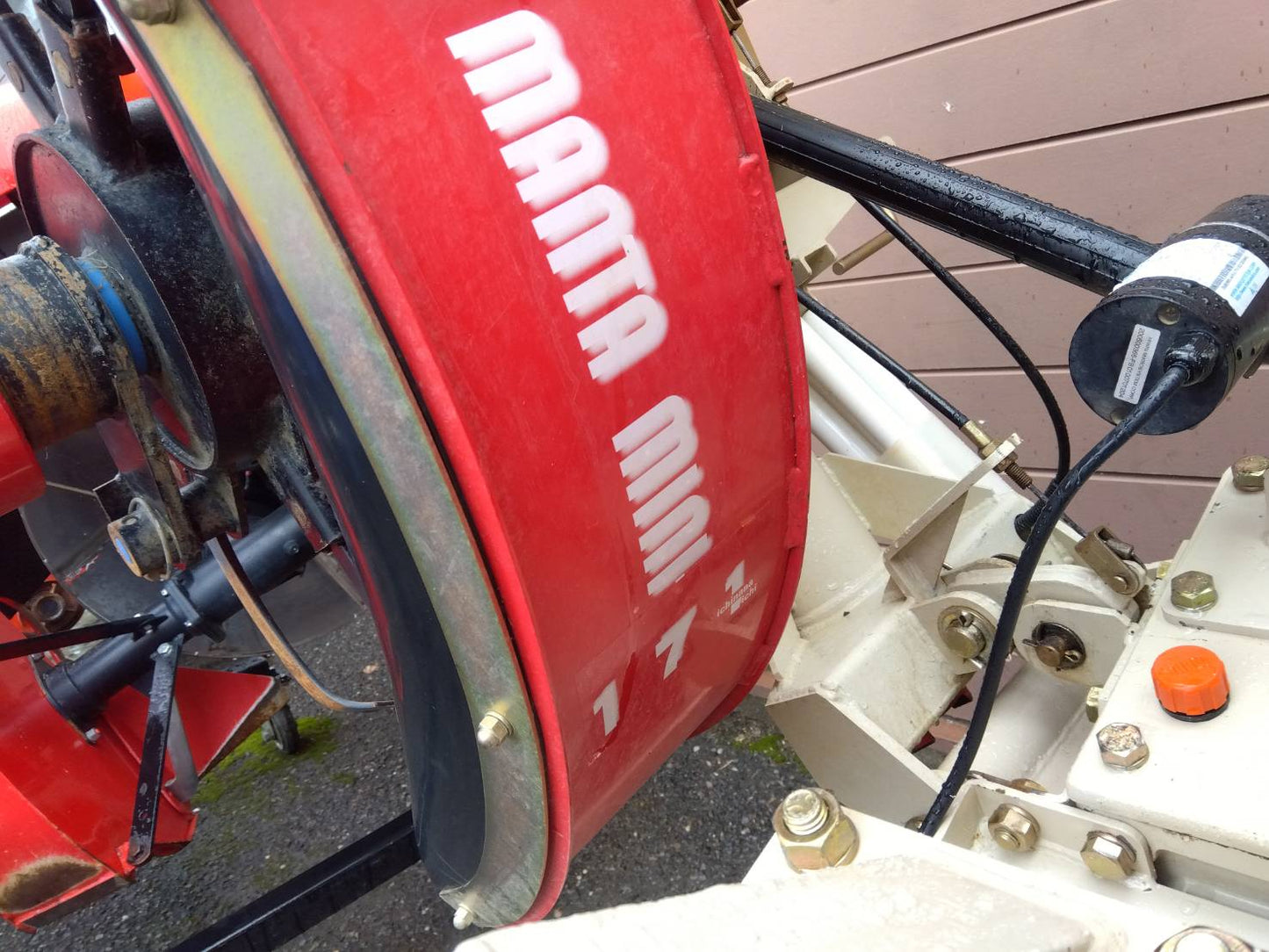 冨士　中古　畦塗機　マンタミニ171　電動開閉