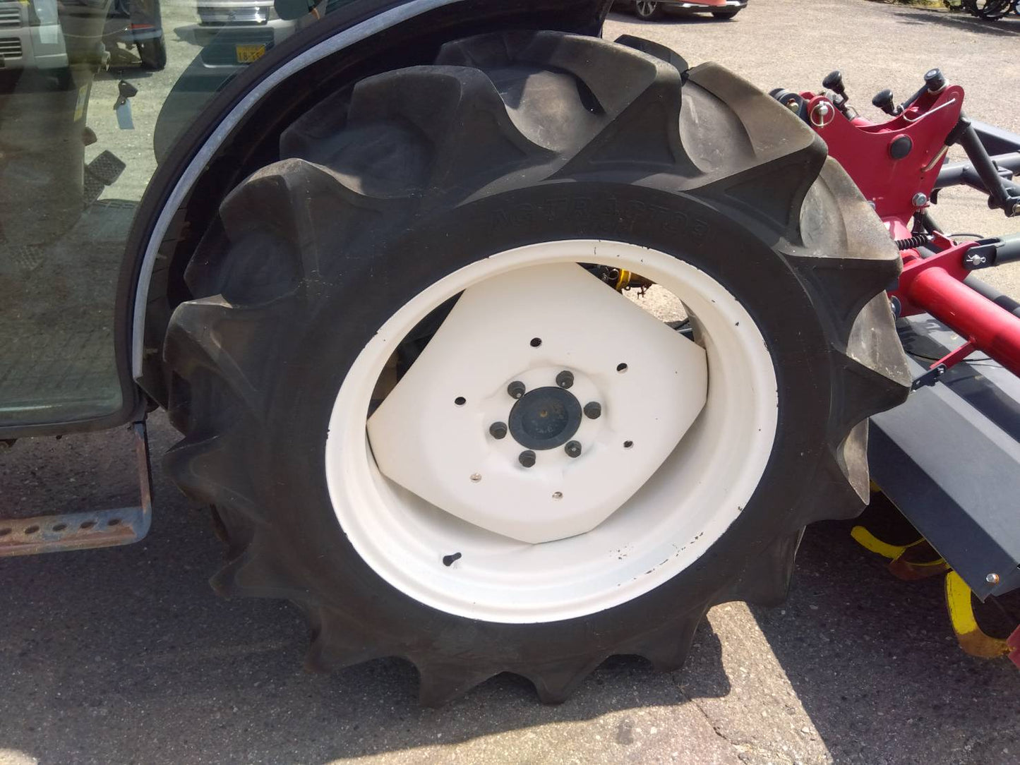 ヤンマー　中古　トラクター　28馬力　フロントローダー　EF228　