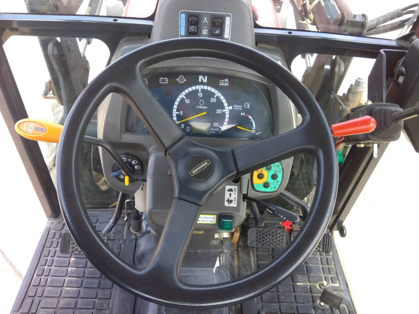 ヤンマー　中古　トラクター　28馬力　フロントローダー　EF228　