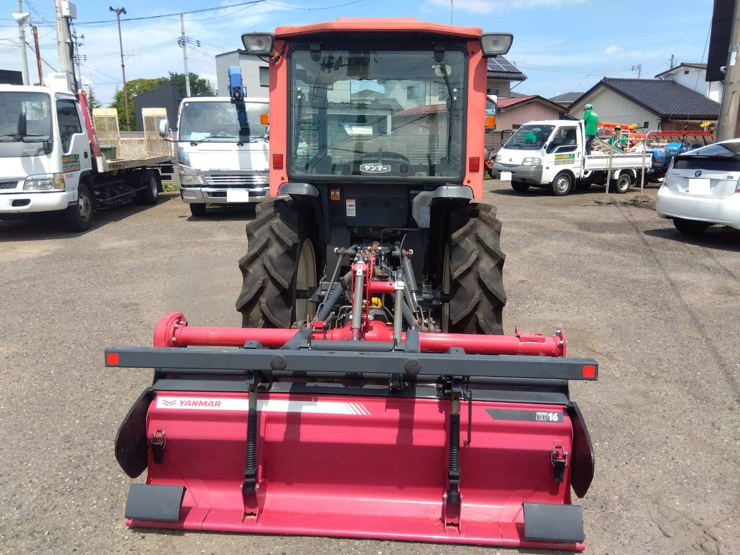 ヤンマー　中古　トラクター　28馬力　フロントローダー　EF228　