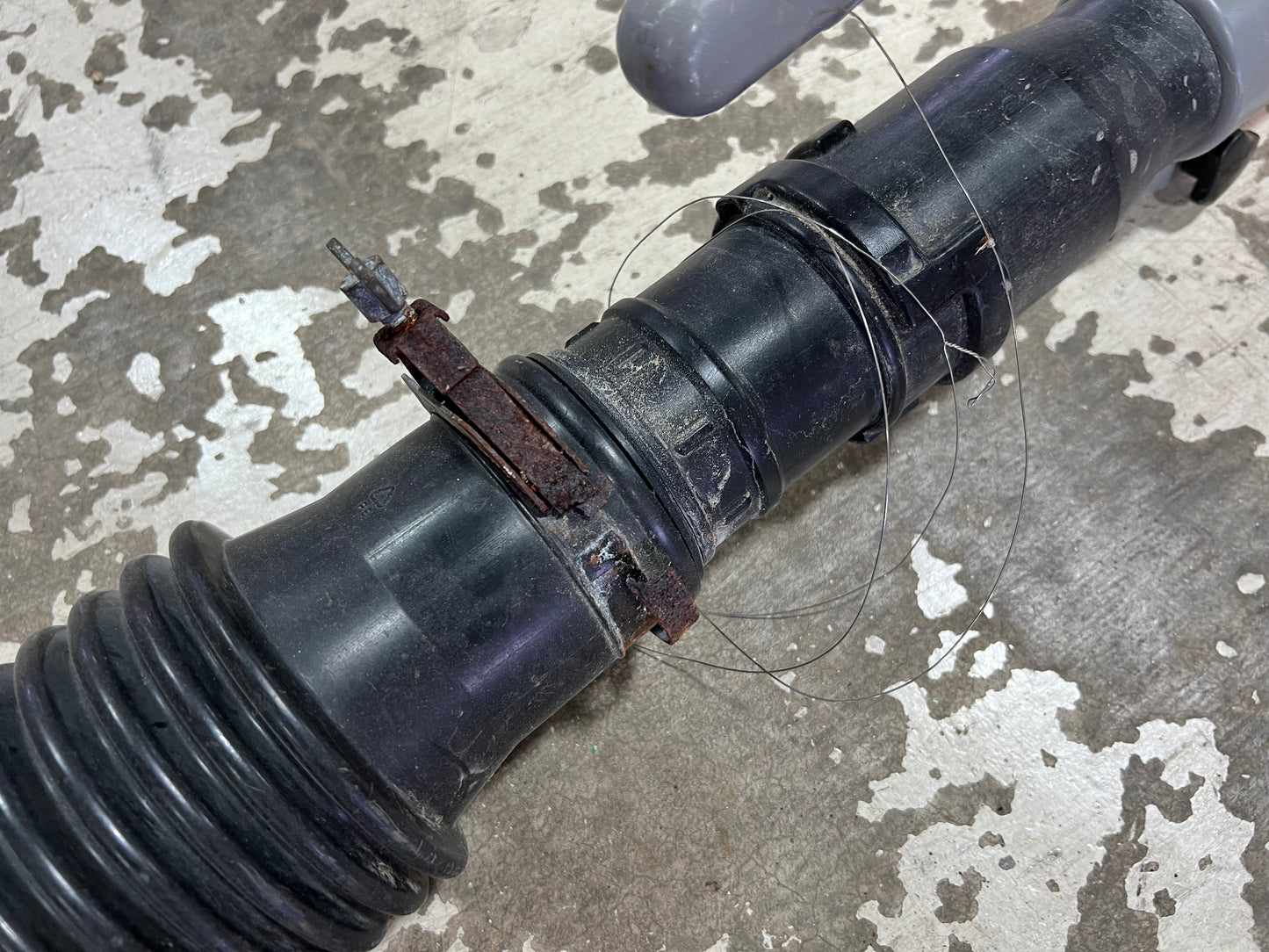 丸山　中古動力散布機　MDJ6000GT-26