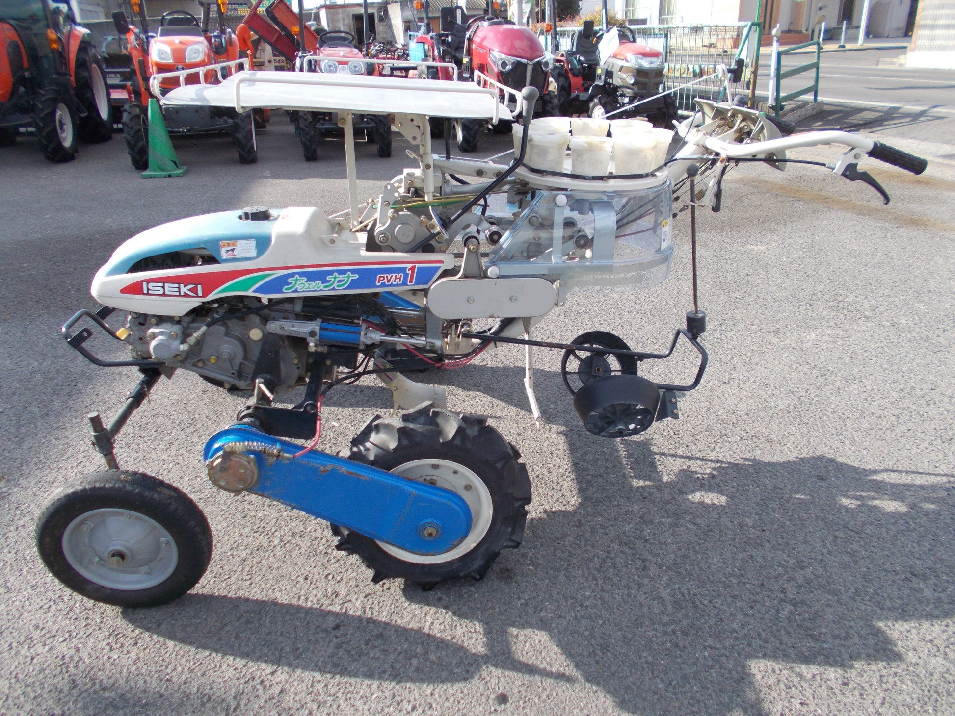 イセキ 中古 野菜移植機 PVH1 – 農キング