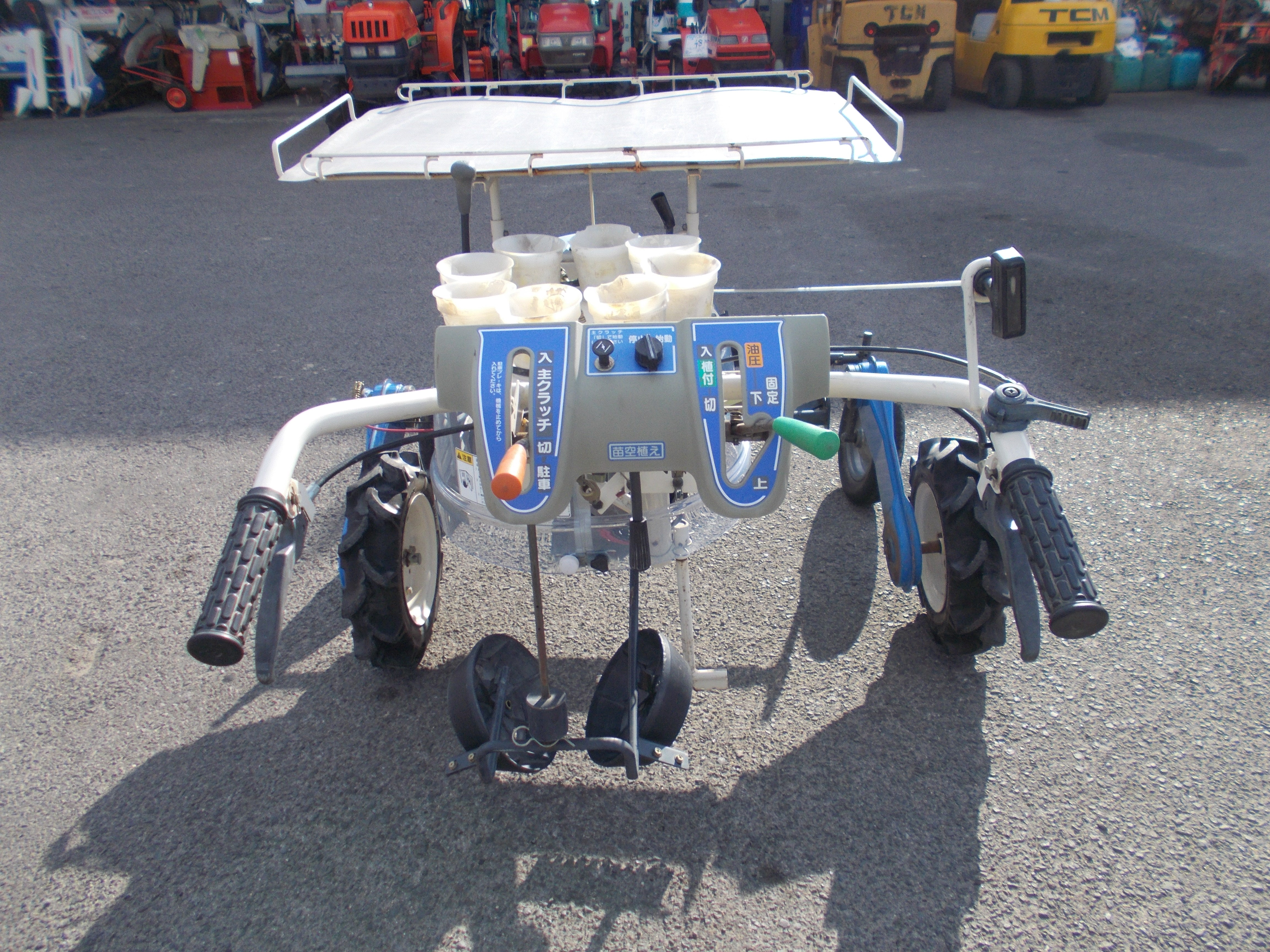 イセキ 中古 野菜移植機 PVH1 – 農キング