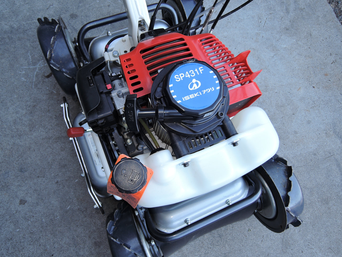 イセキ 中古 スパイダーモア 法面 自走式 草刈機 SP431F