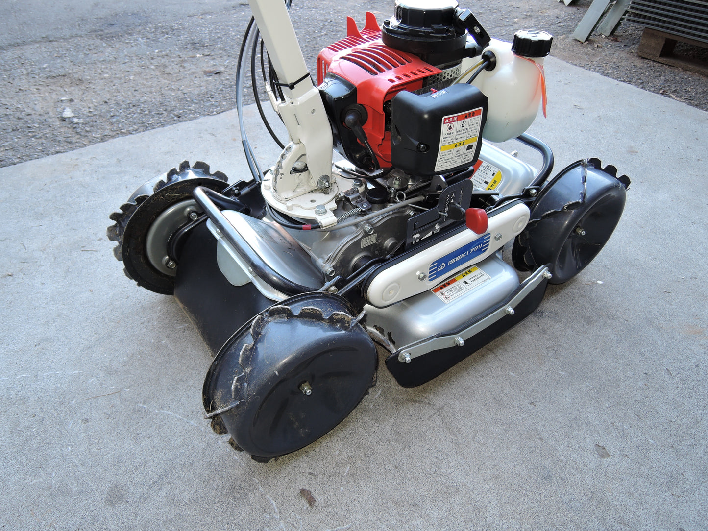 イセキ 中古 スパイダーモア 法面 自走式 草刈機 SP431F