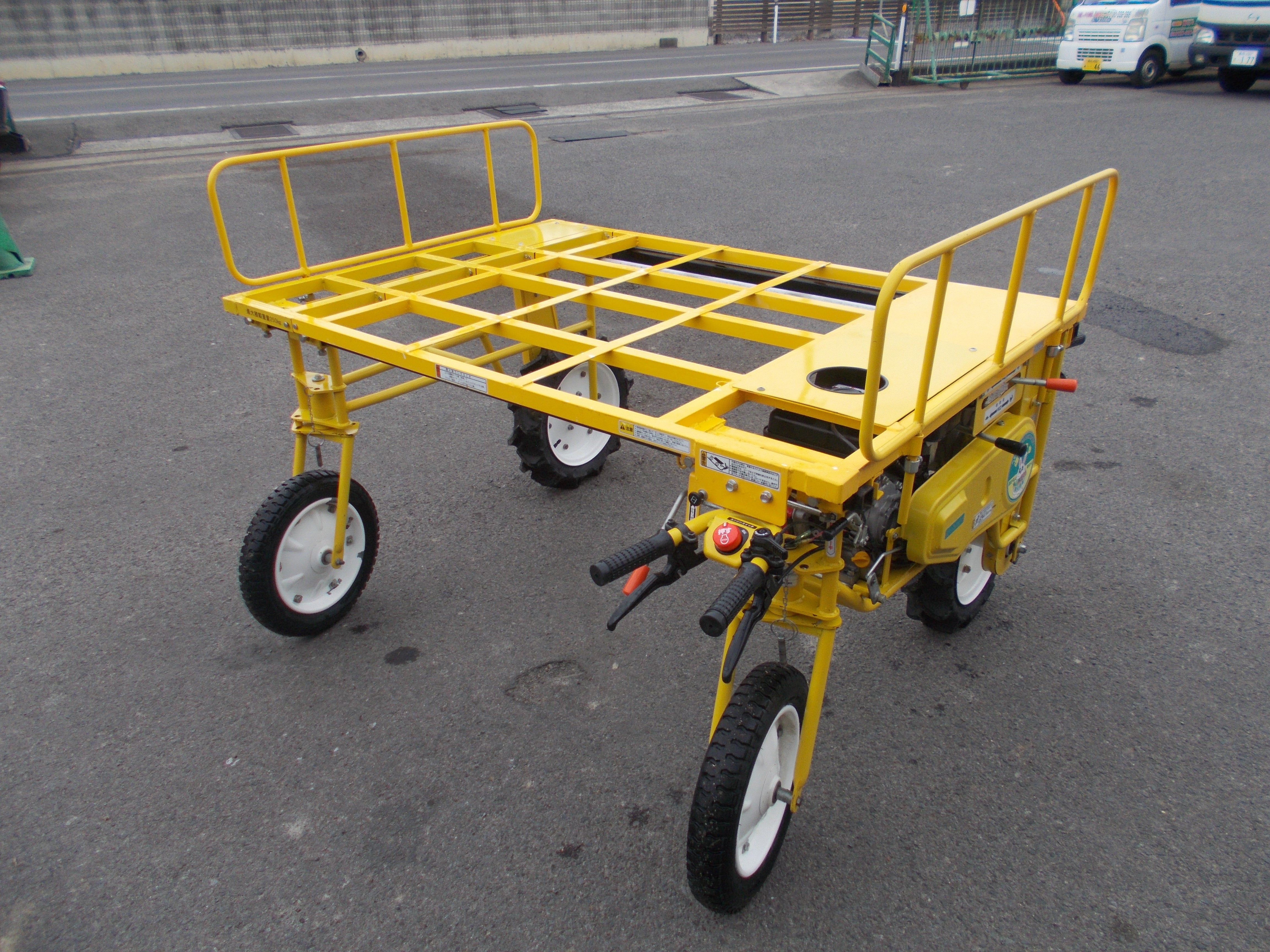 【農業・土木建築・林業】4輪運搬車を販売中！香春町のセカンドガングー！ チクスイキャニコム 四輪運搬車 J80 8.0ps 積載重量500㎏ 4輪 4WD セル