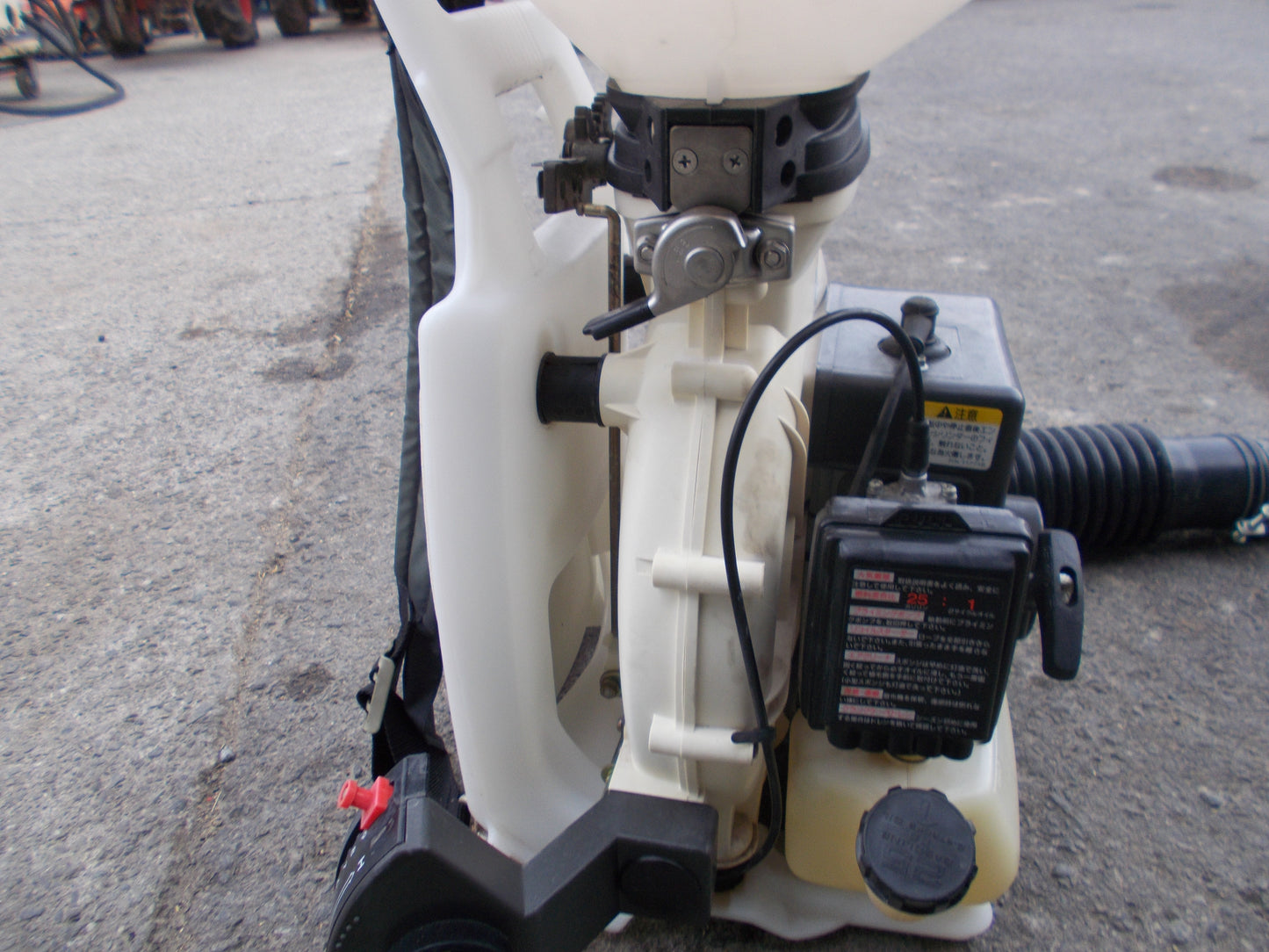 丸山 中古 背負い動力散布機 MDJ60G-15 – 農キング