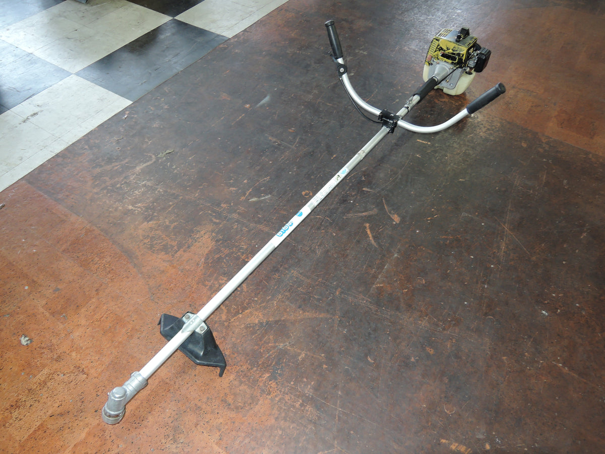 BIGM丸山　中古　刈払機　BC32A