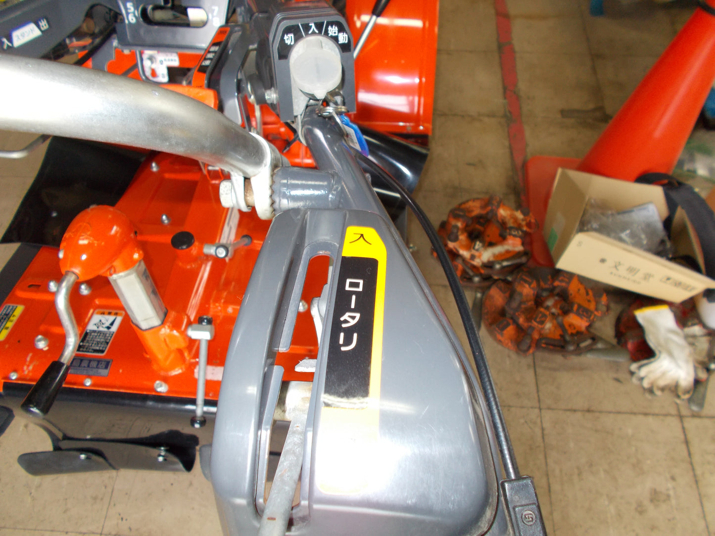 クボタ　中古　耕耘機KRA750-R20