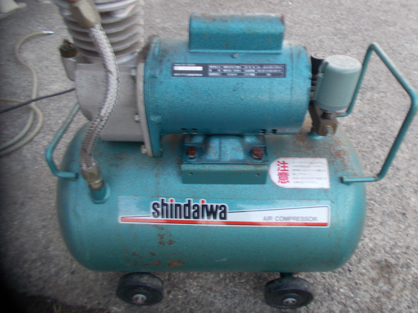 新ダイワ　中古　コンプレッサー　MC‐430DX