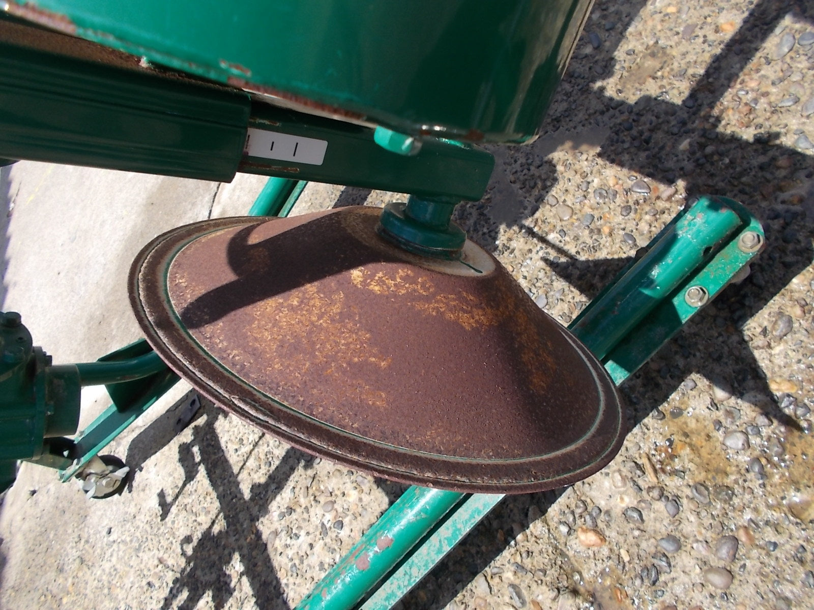 昭和３０年頃　青森機関区で使用されたものです　バッテリー無し　点灯は工作して 昭和30年頃 青森機関区で使用されたものです バッテリー無し 点灯は