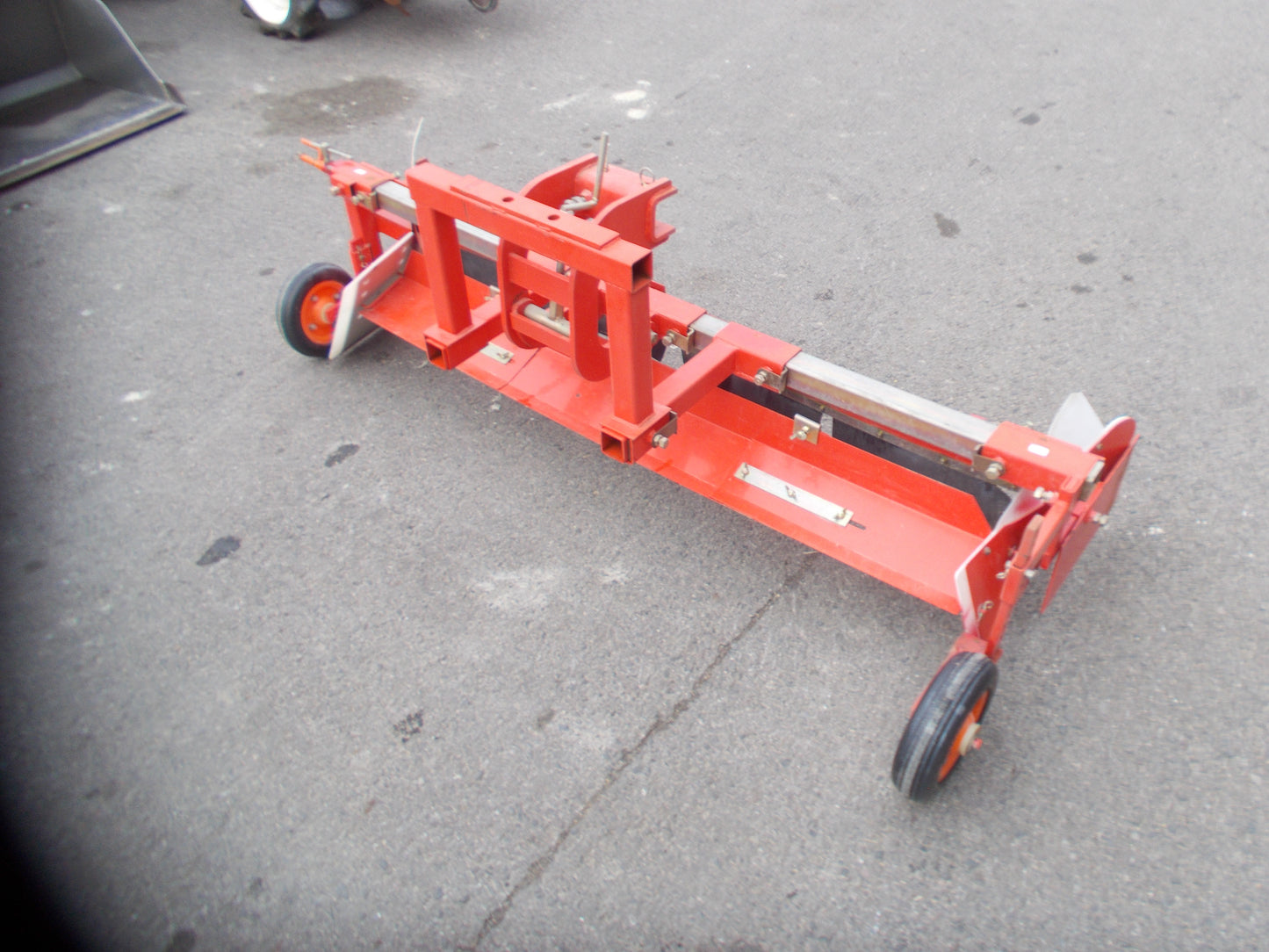 不明　中古　成形機　不明