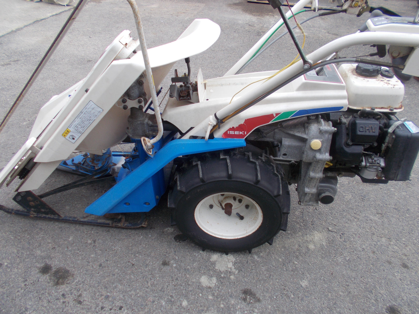 イセキ　中古　バインダー　RE30-S