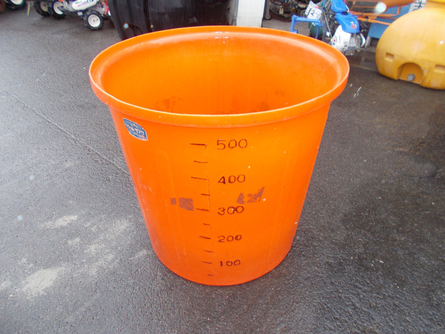 不明　中古　水タンク　500L