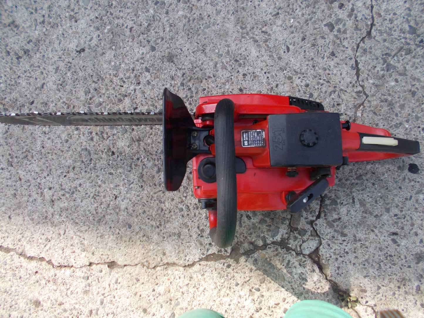 新ダイワ　中古　チェンソー　F340AV