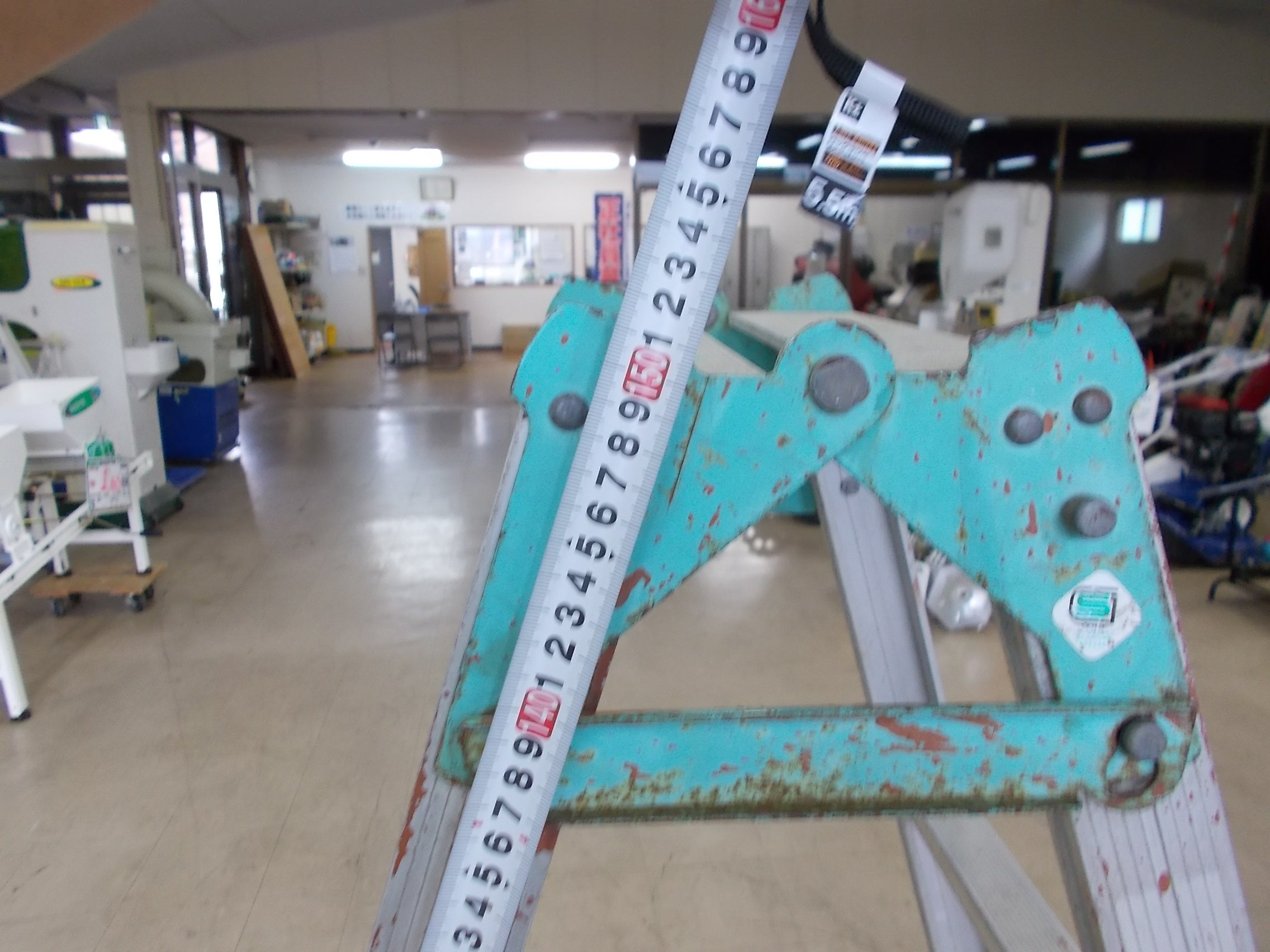 【中古】メーカー・型番不明 立ち馬 脚立 メーカー不明 中古 脚立 7尺 型式不明 – 農キング