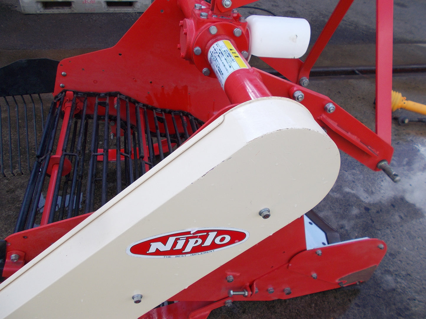 ニプロ　中古　掘取機　BL-80