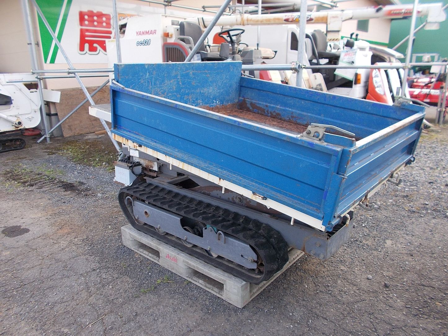 ユニカ　中古 ジャンク品　運搬車　キャリアダンプW81LD