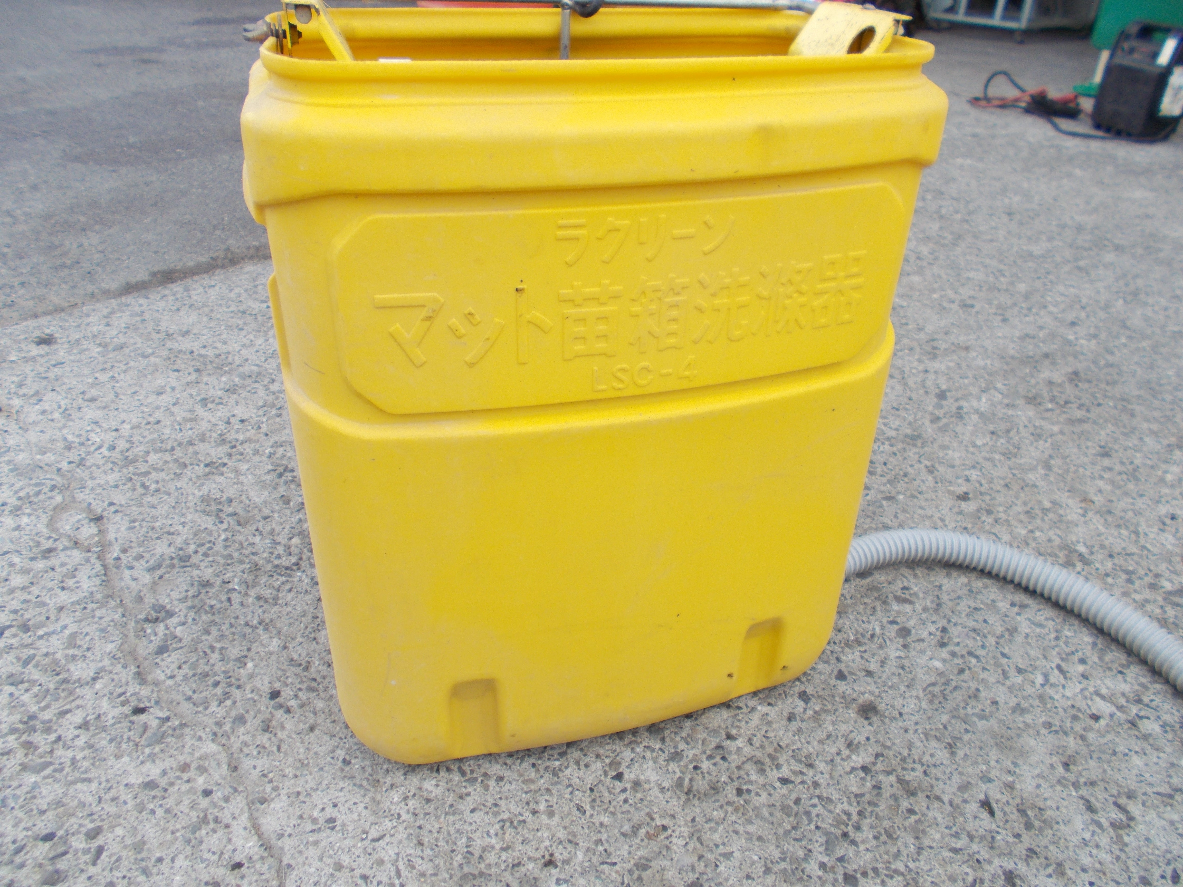 ラクリーン 中古 マット苗箱洗浄機 LSC-4 – 農キング