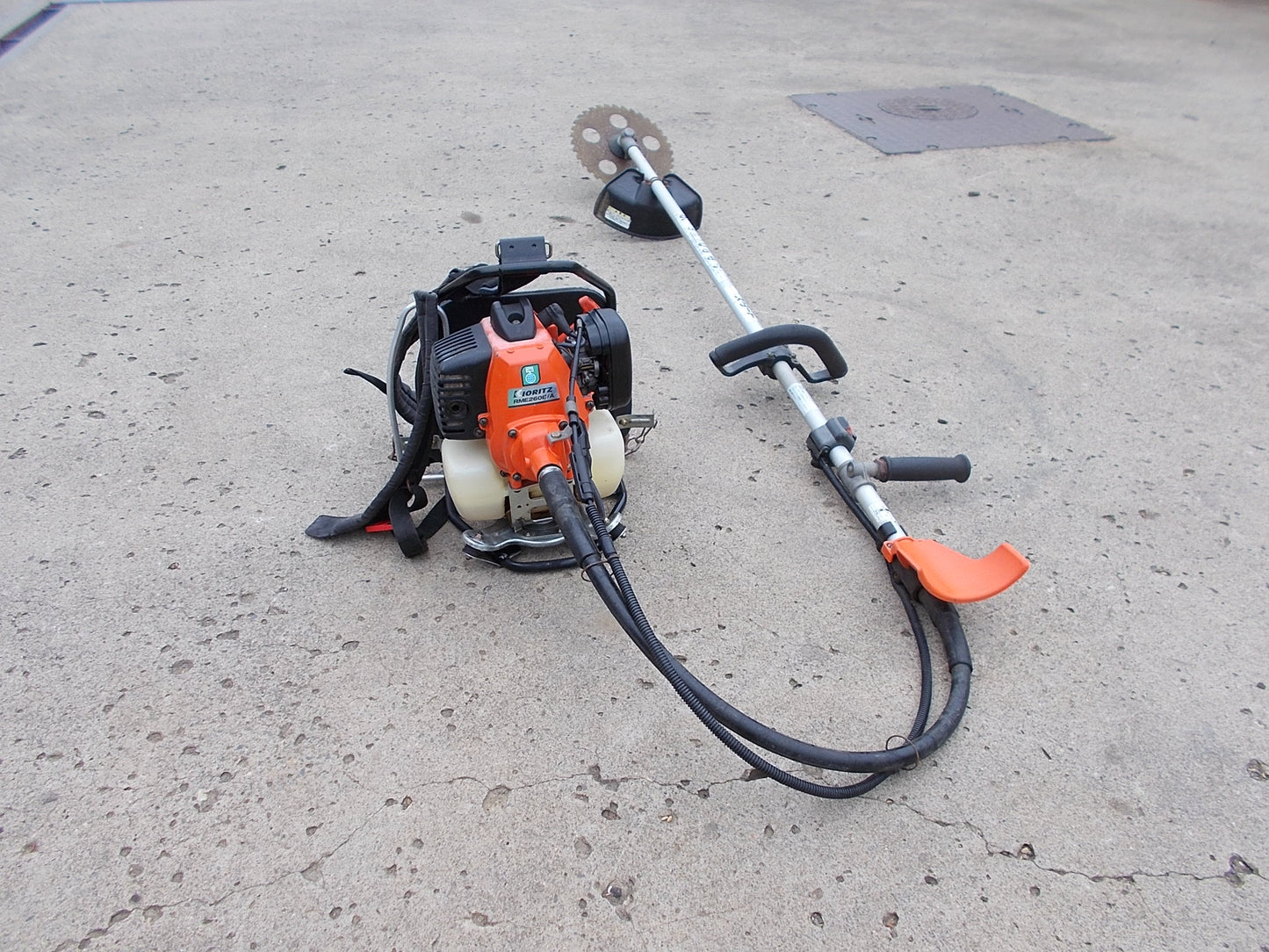 共立　中古　背負刈り払機　RME260B/A