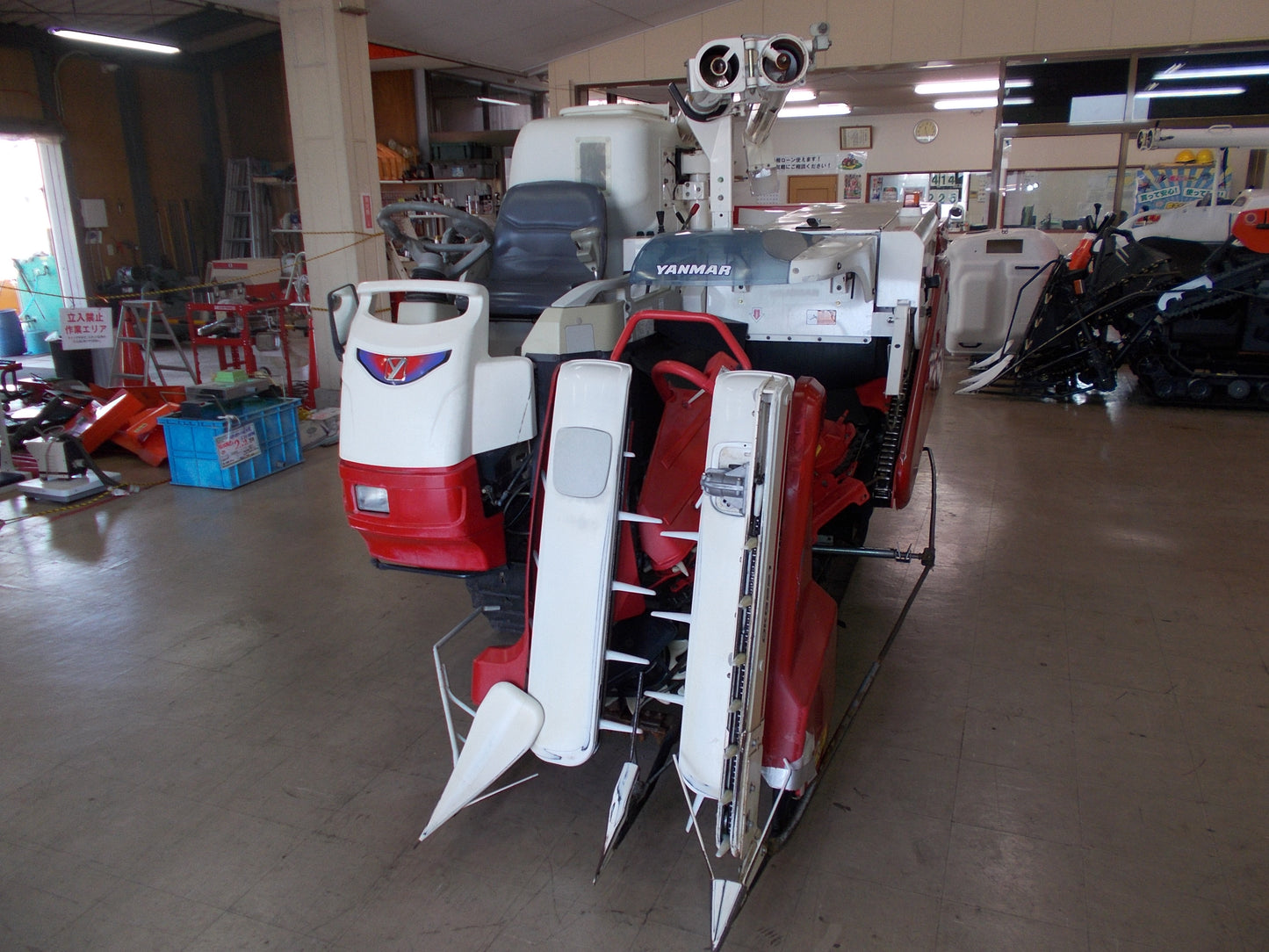 ヤンマー　中古　コンバイン　GC222
