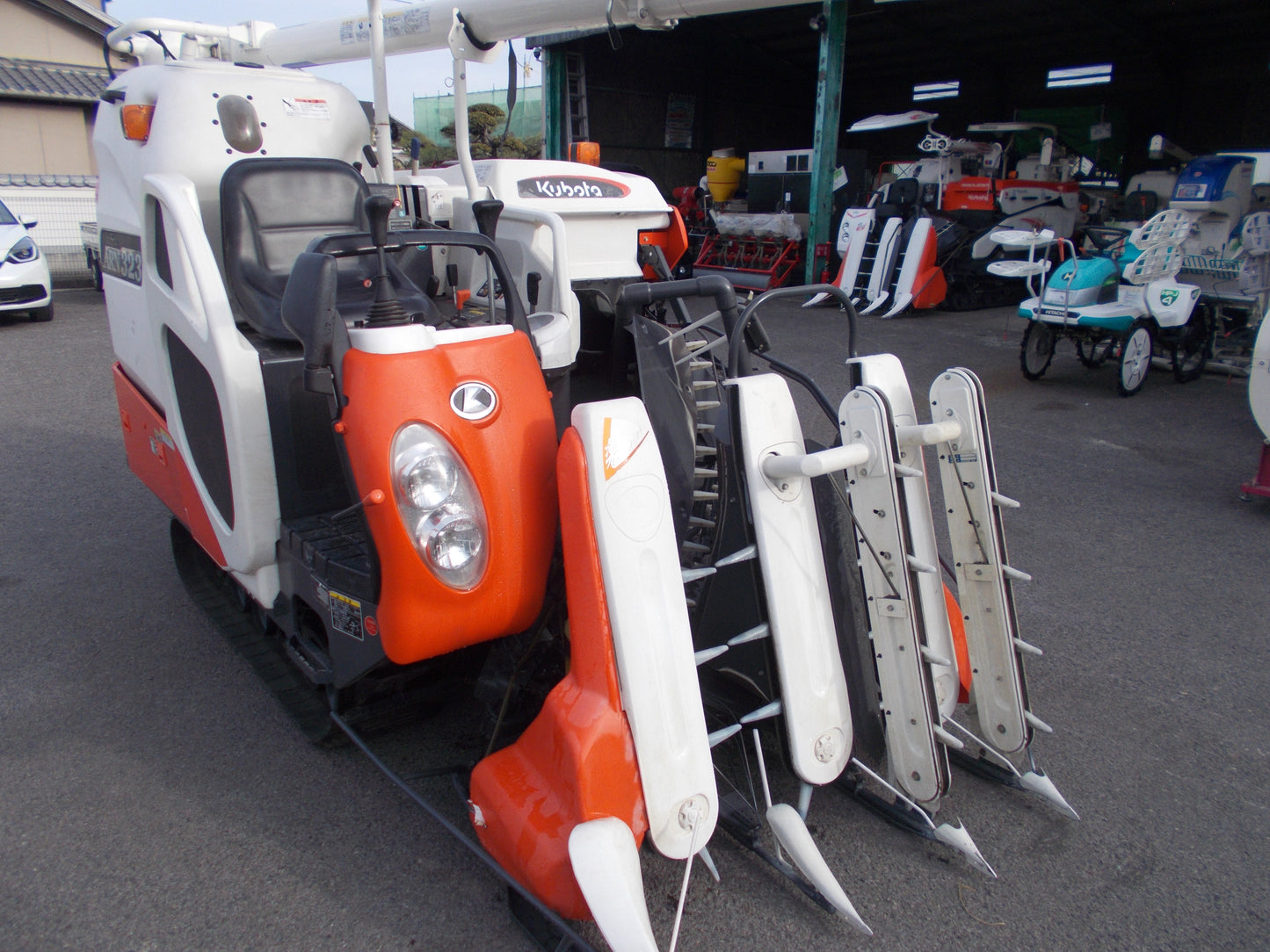 クボタ　中古　コンバイン　ARN323