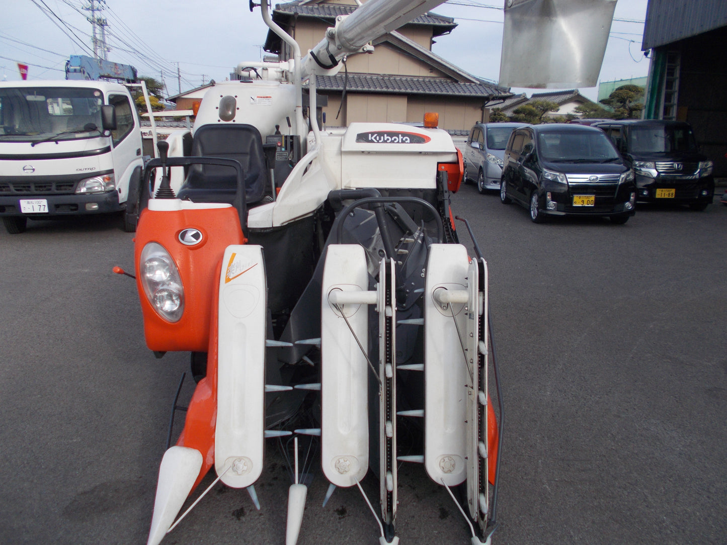 クボタ　中古　コンバイン　ARN323