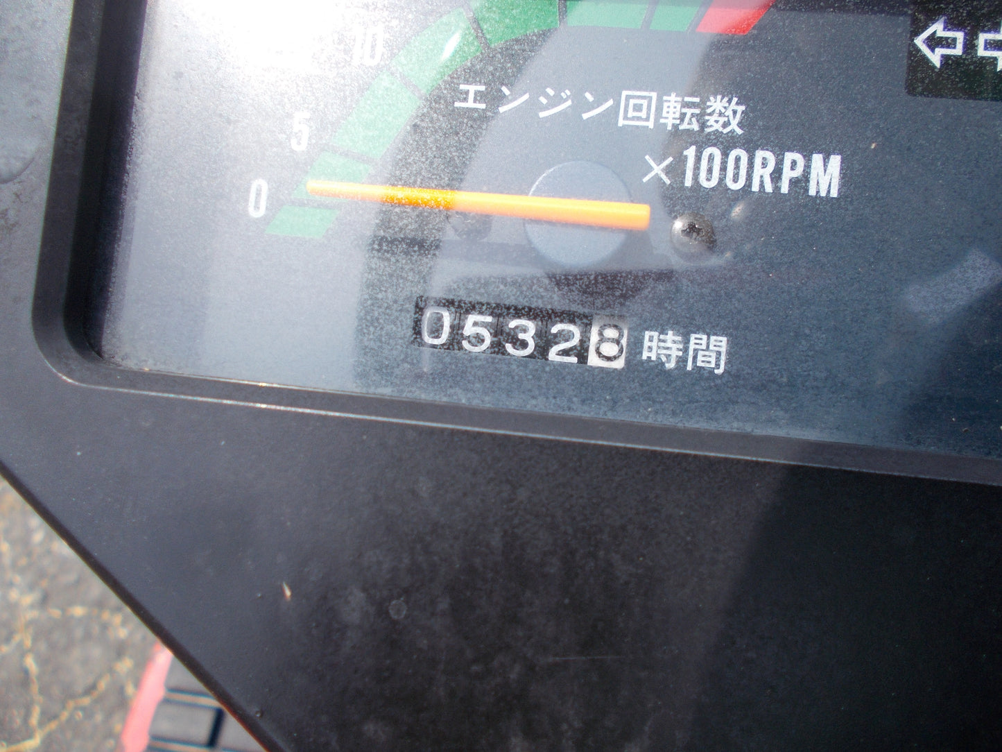 三菱　中古　トラクター　MT135