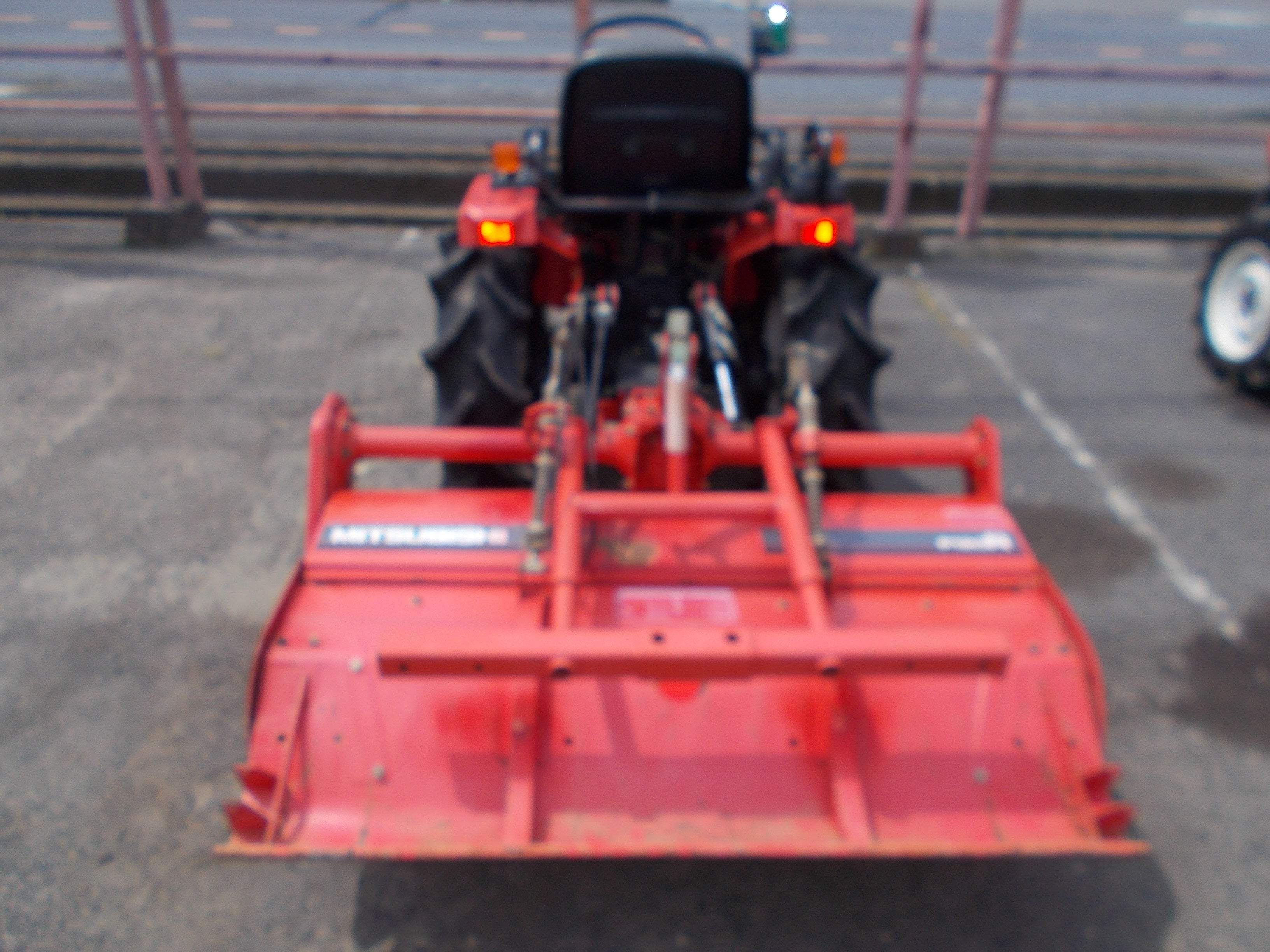 三菱 中古 トラクター MT135 – 農キング