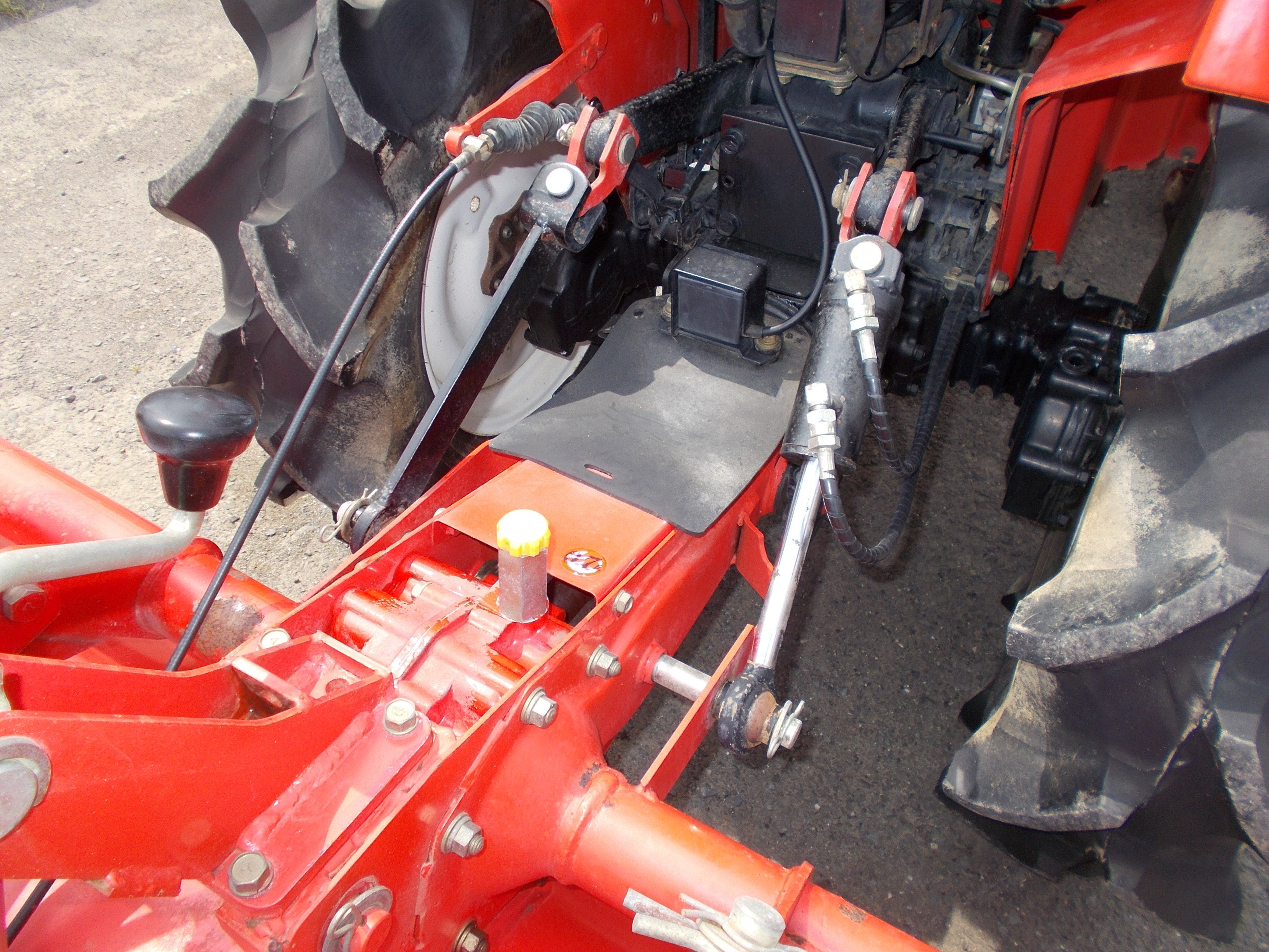 三菱 中古 トラクター MT135 – 農キング