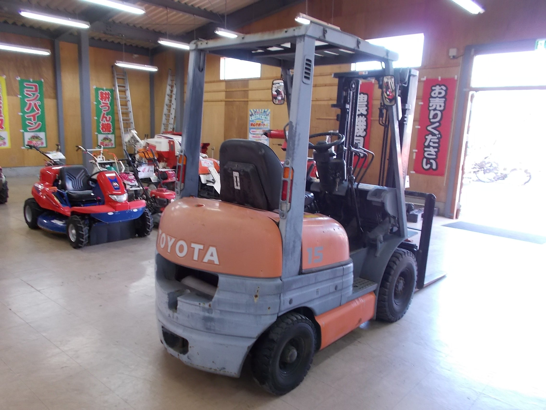 TOYOTA 中古 フォークリフト 6FD15 1.5T ディーゼルエンジン