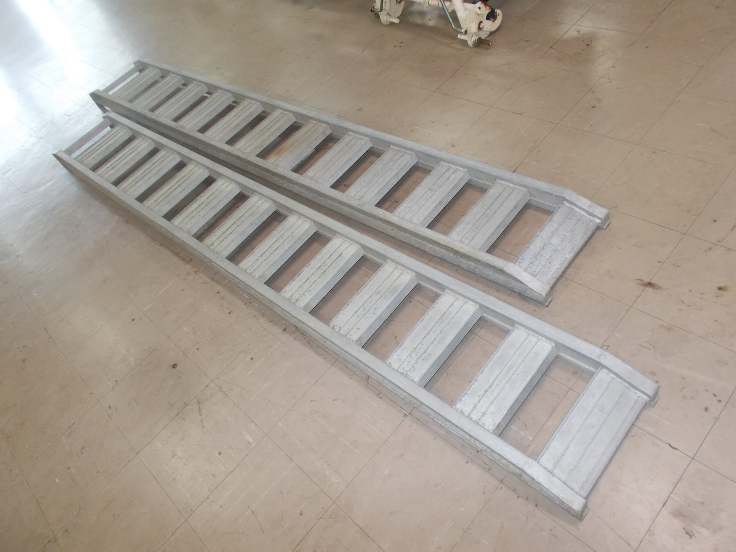 メーカー不明　中古　アルミブリッジ　3ｍ　30ｃｍ