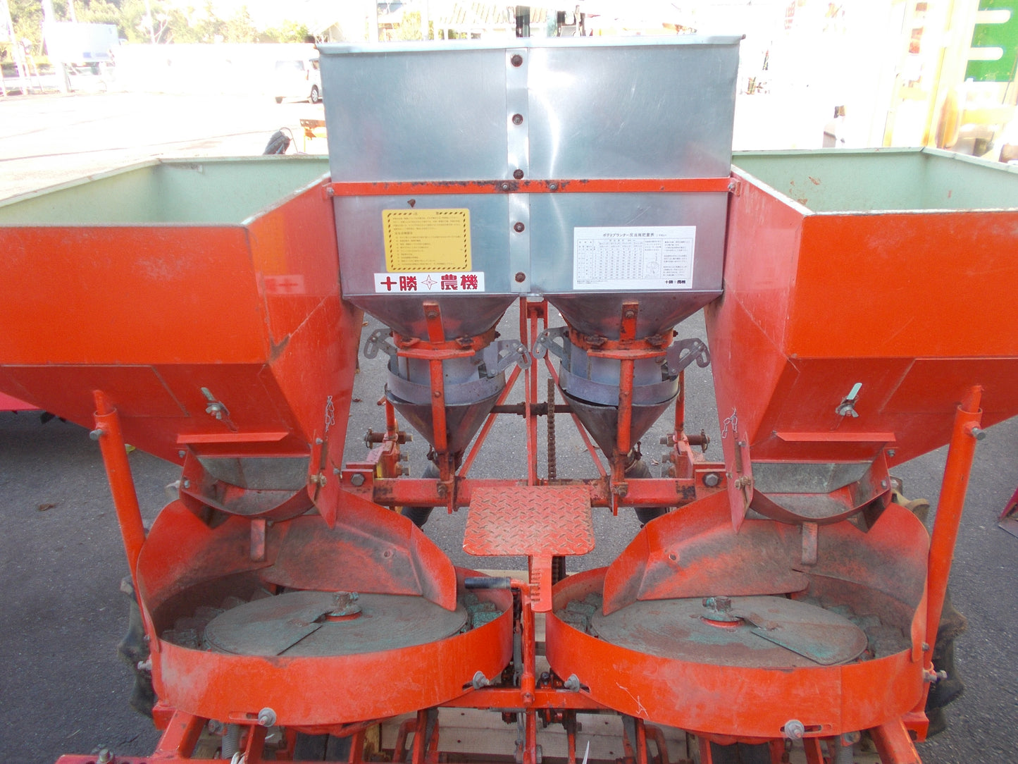 十勝農機　中古　ポテトプランター　PNF-2T