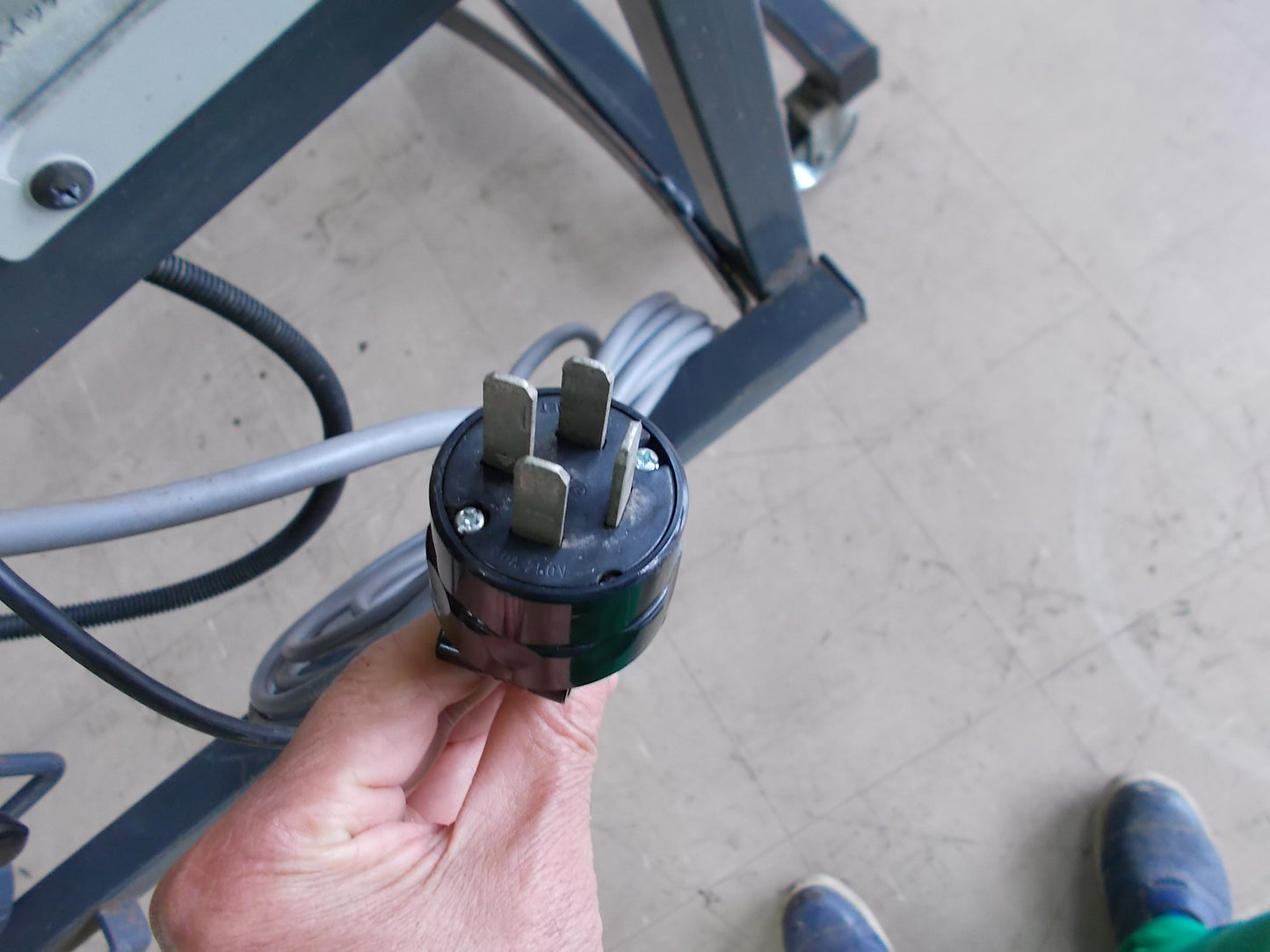 タイショー　中古　グレンコンテナ　UR-11　200V