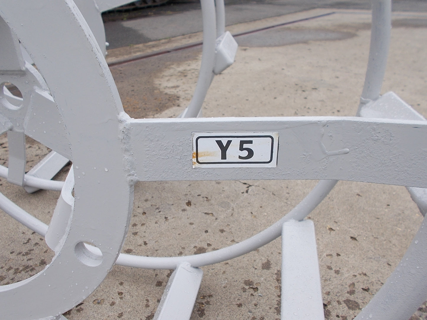 ササキ　中古　カゴ車輪　Y5（13.6-24タイヤサイズ）