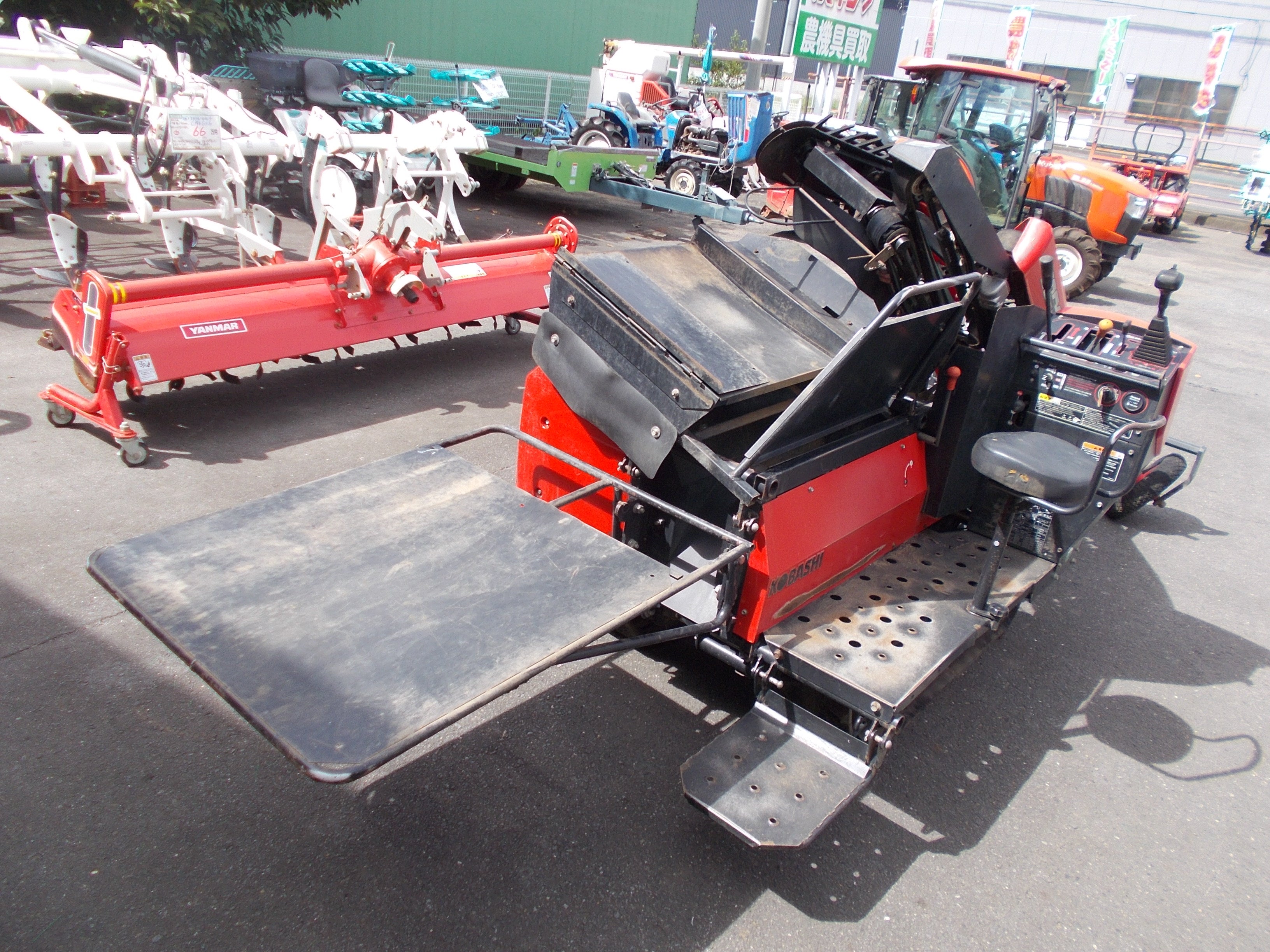 コバシ 乗用 ネギ 収穫機 HG100 コバシ 乗用 ネギ 収穫機 HG100 Yahoo!オークション - 【新潟】コバシ