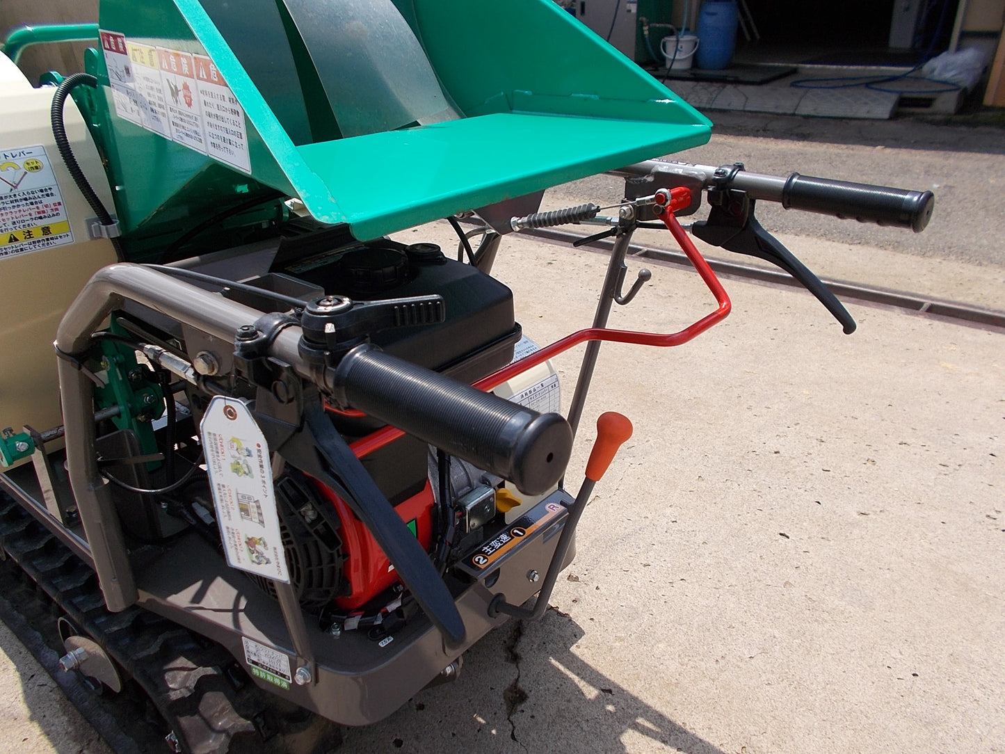 共立　中古　ウッドチッパー自走式　KCM72B　