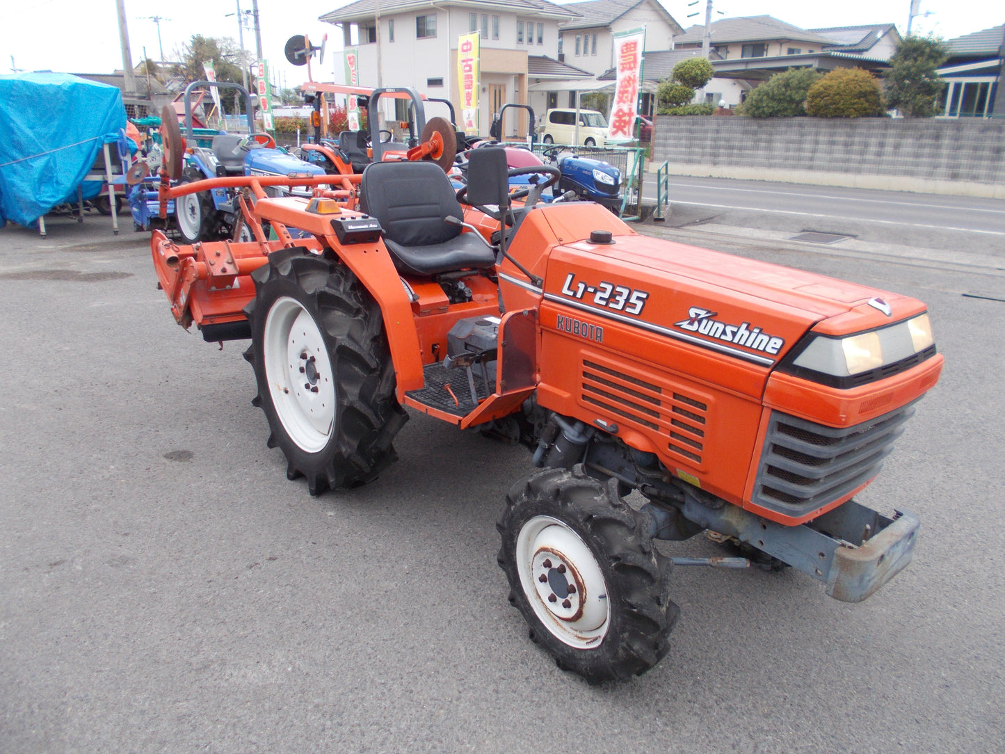 クボタ　中古　トラクター　ZL1-235