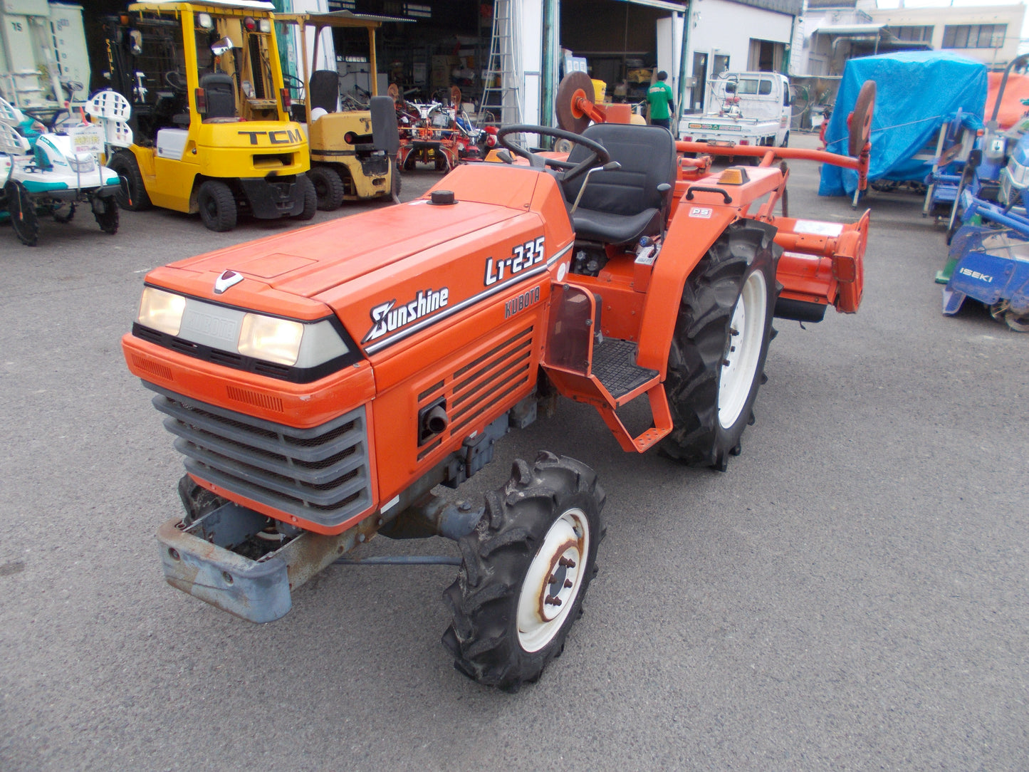 クボタ　中古　トラクター　ZL1-235