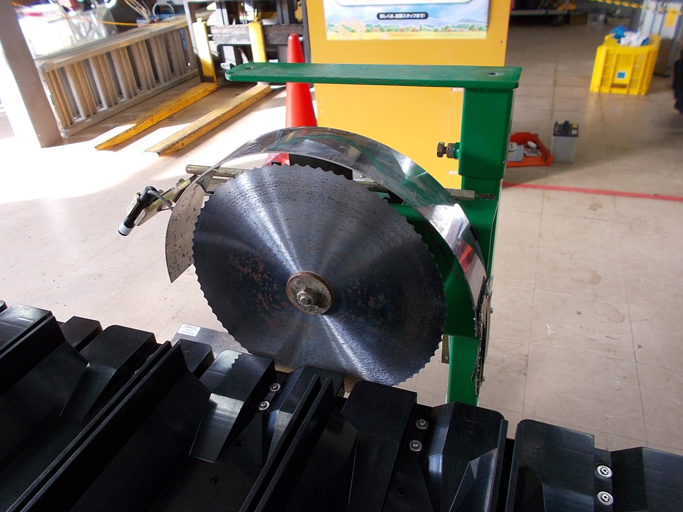 マツモト 中古 ネギの根葉切り機 MNCSP-DXL スピードコントローラー付