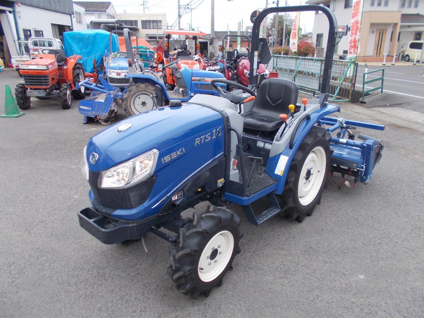 イセキ　中古　トラクター　RTS18