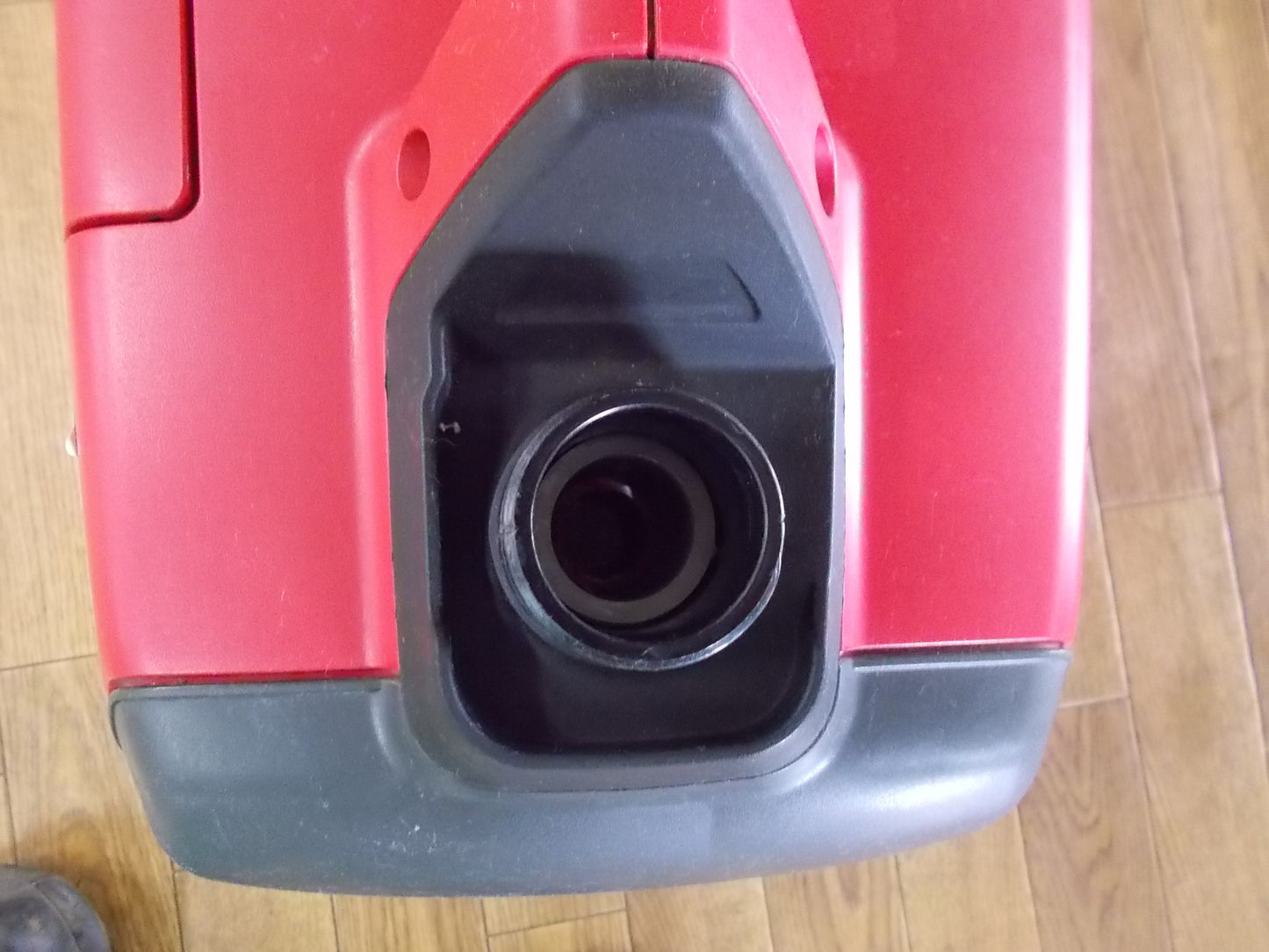ホンダ　中古　インバーター発電機　EU16i
